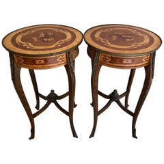 Elegant Pair of French Louis XV Marquetry Round Side or End Tables