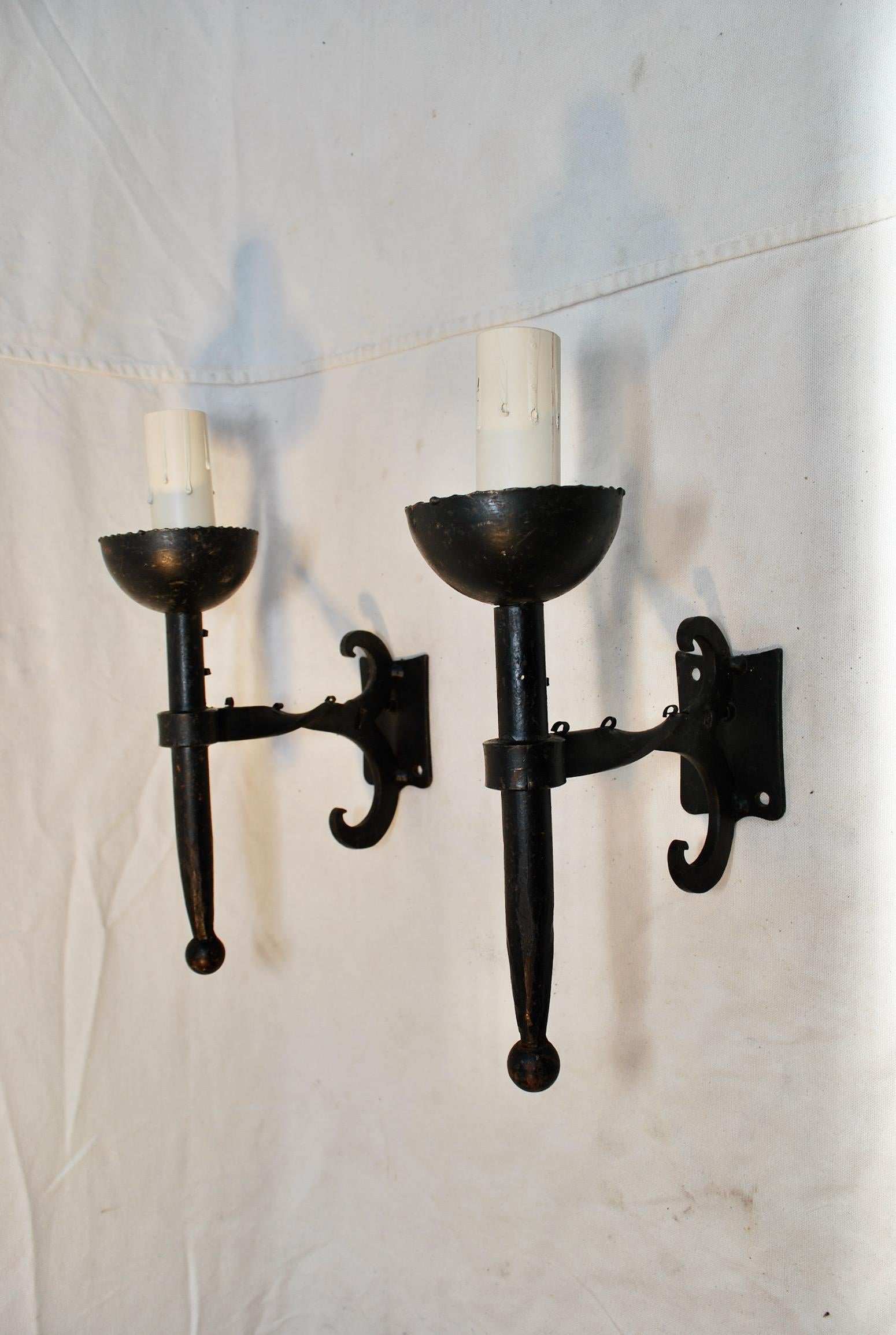 Hammered Elegant Pair of French Wrought Iron Torchiere