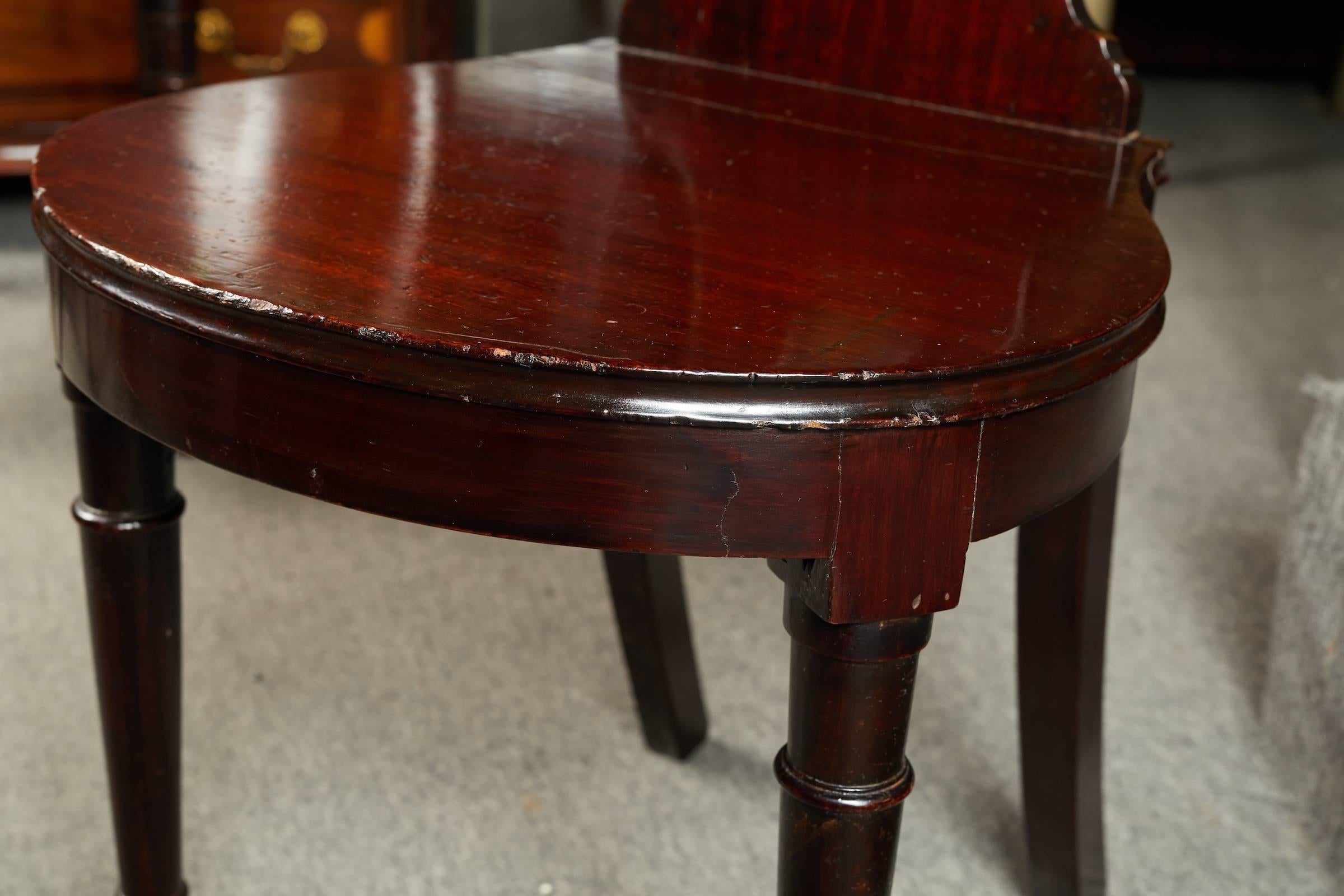 Elegant Pair of Georgian Mahogany Hall Chairs 5