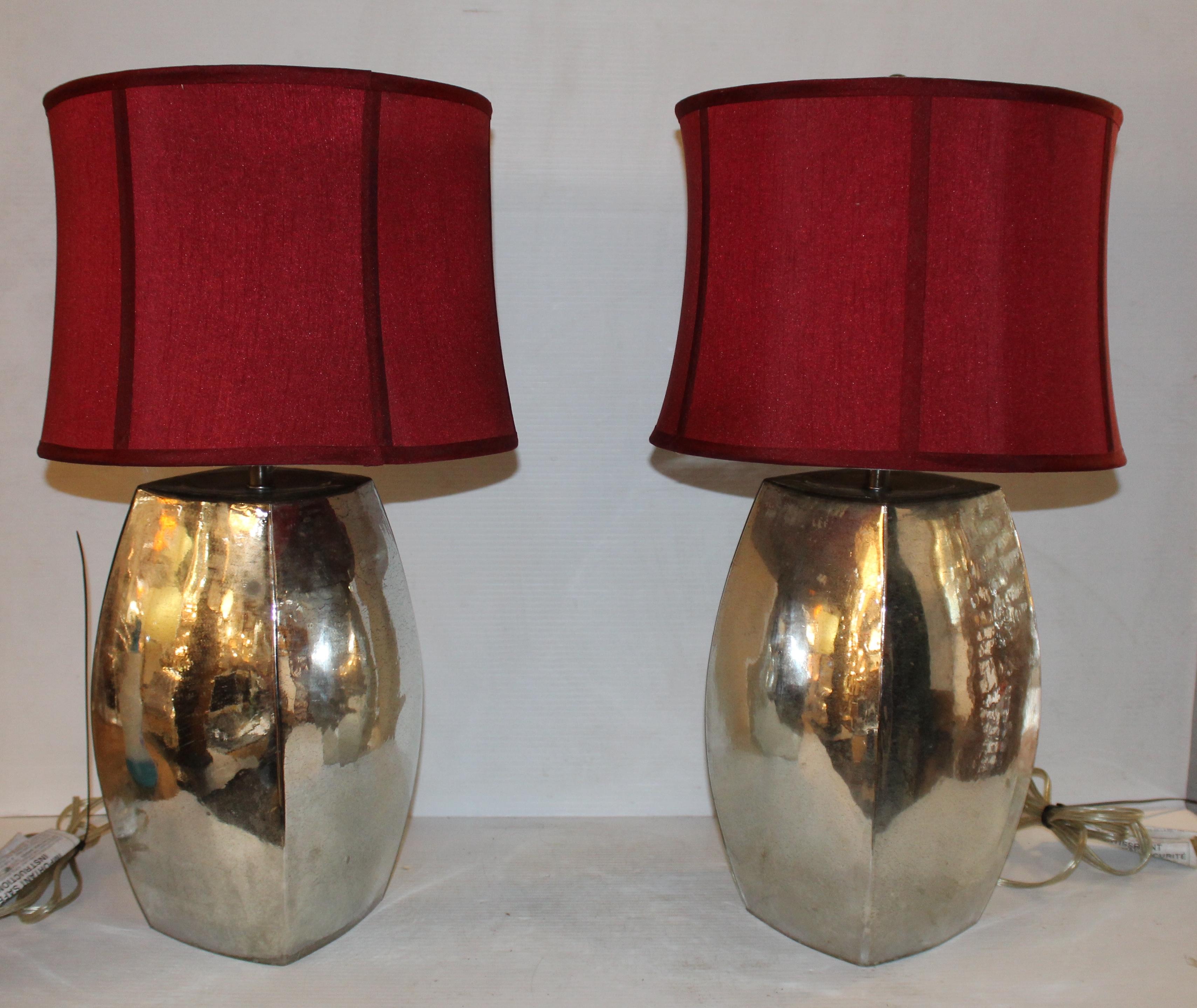 Elegante paire de lampes en verre en vente 10
