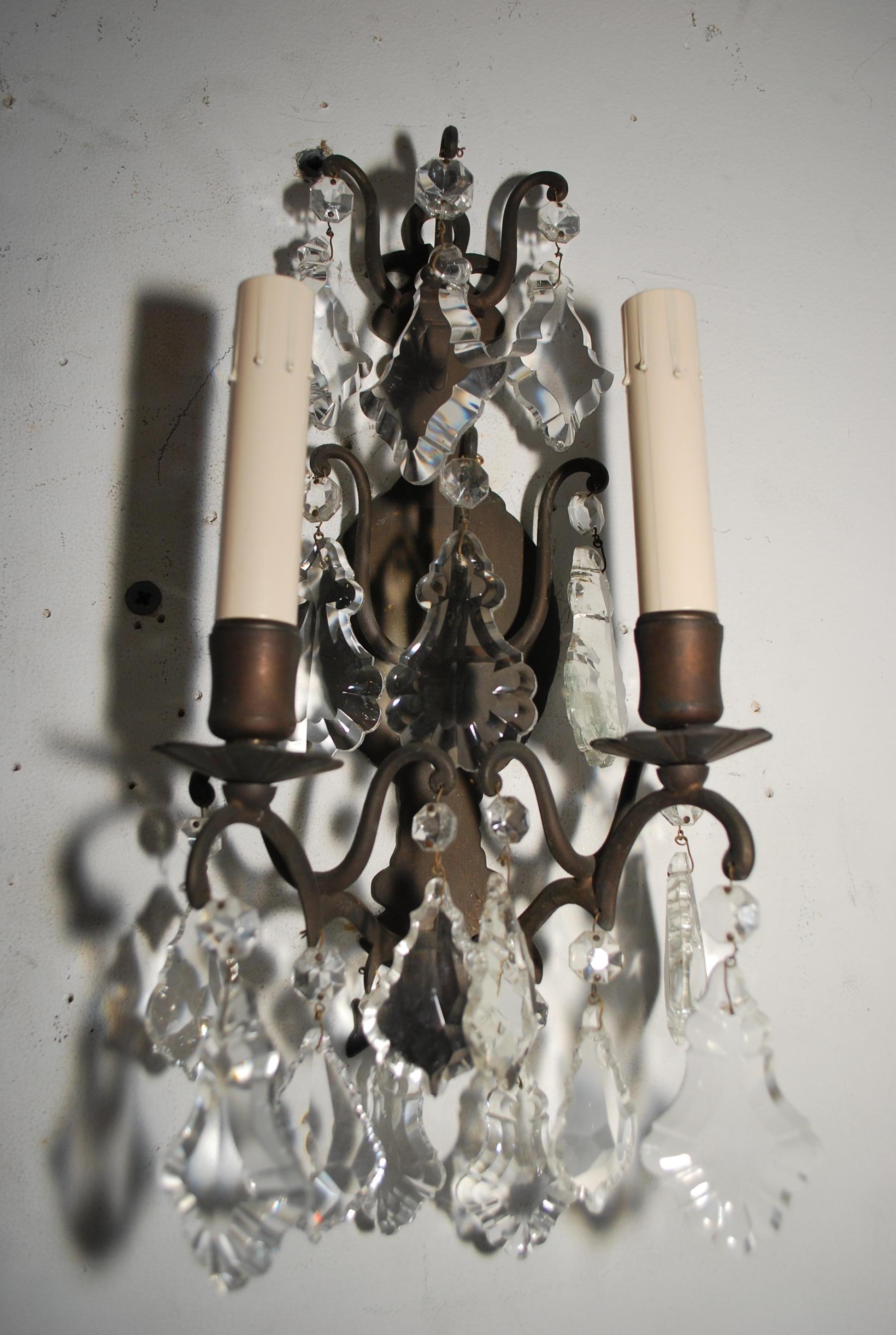 Bronze Elegant pair of  Italian  1920's bronze/crystals sconces For Sale