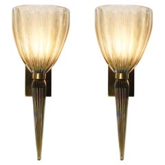 Apliques y candelabros de metal