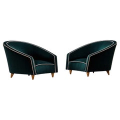 Elegante Pareja de Sillones Italianos. Nuevo Tapizado de terciopelo.