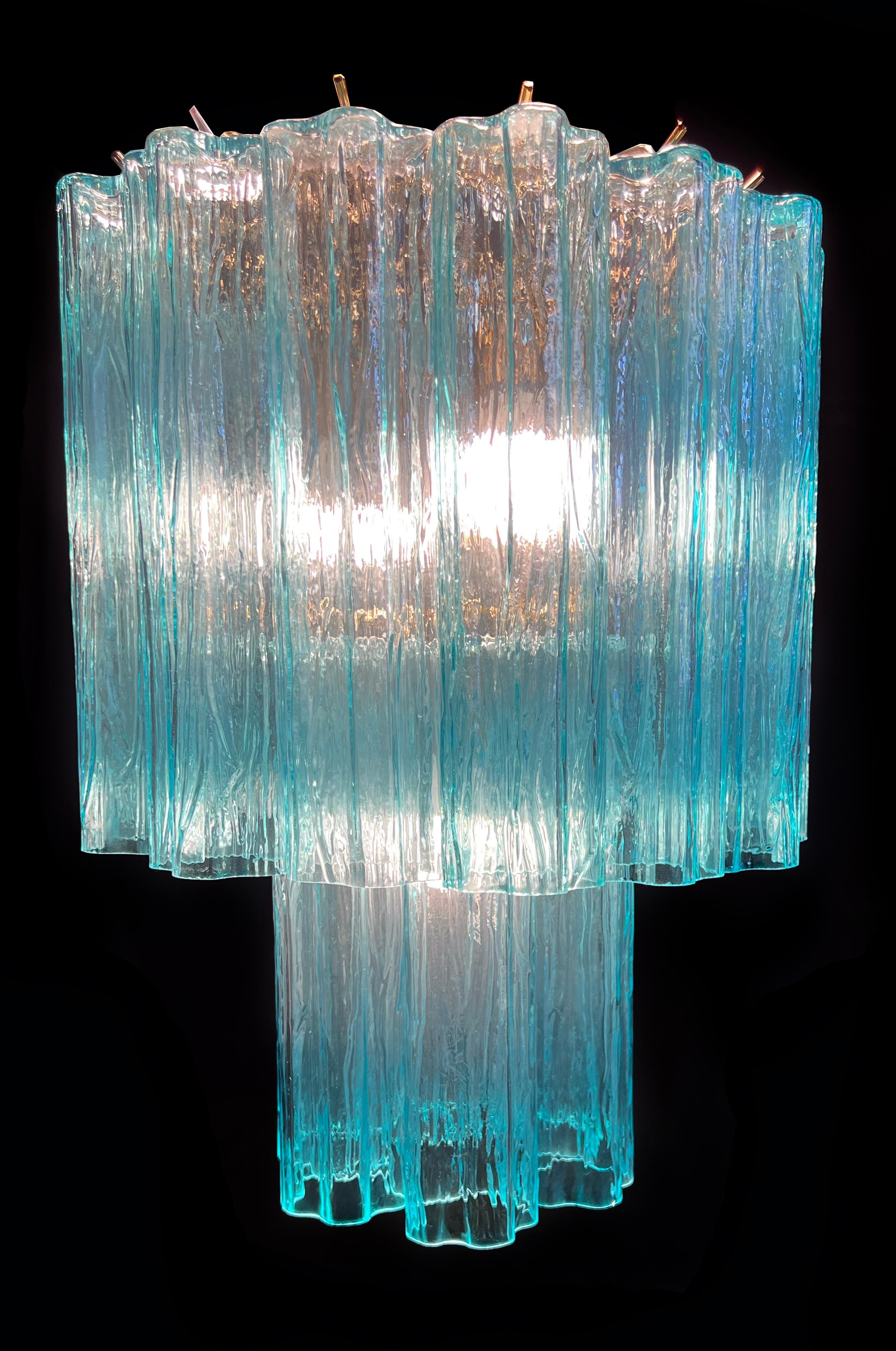 Elegant Pair of Italian Blue Chandeliers by Valentina Planta, Murano For Sale 6