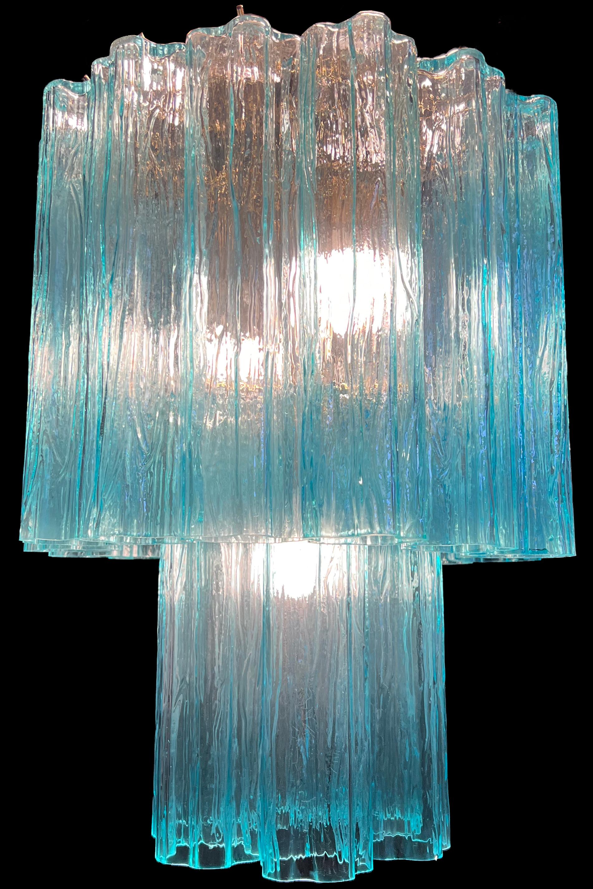 Elegant Pair of Italian Blue Chandeliers by Valentina Planta, Murano In New Condition For Sale In Budapest, HU