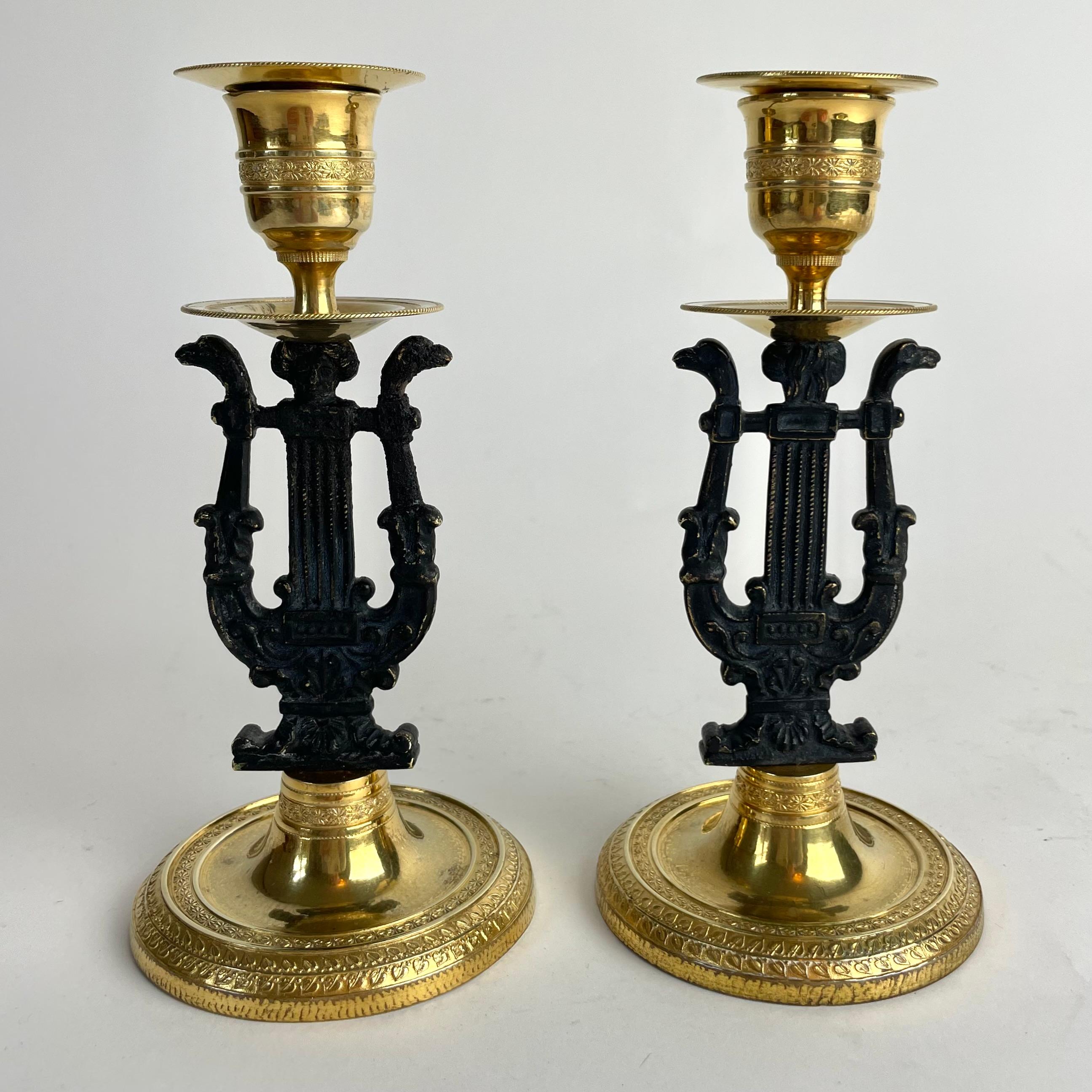 Swedish Elegant Pair of Karl Johan Candlesticks in Brass, Sweden c. 1820s For Sale