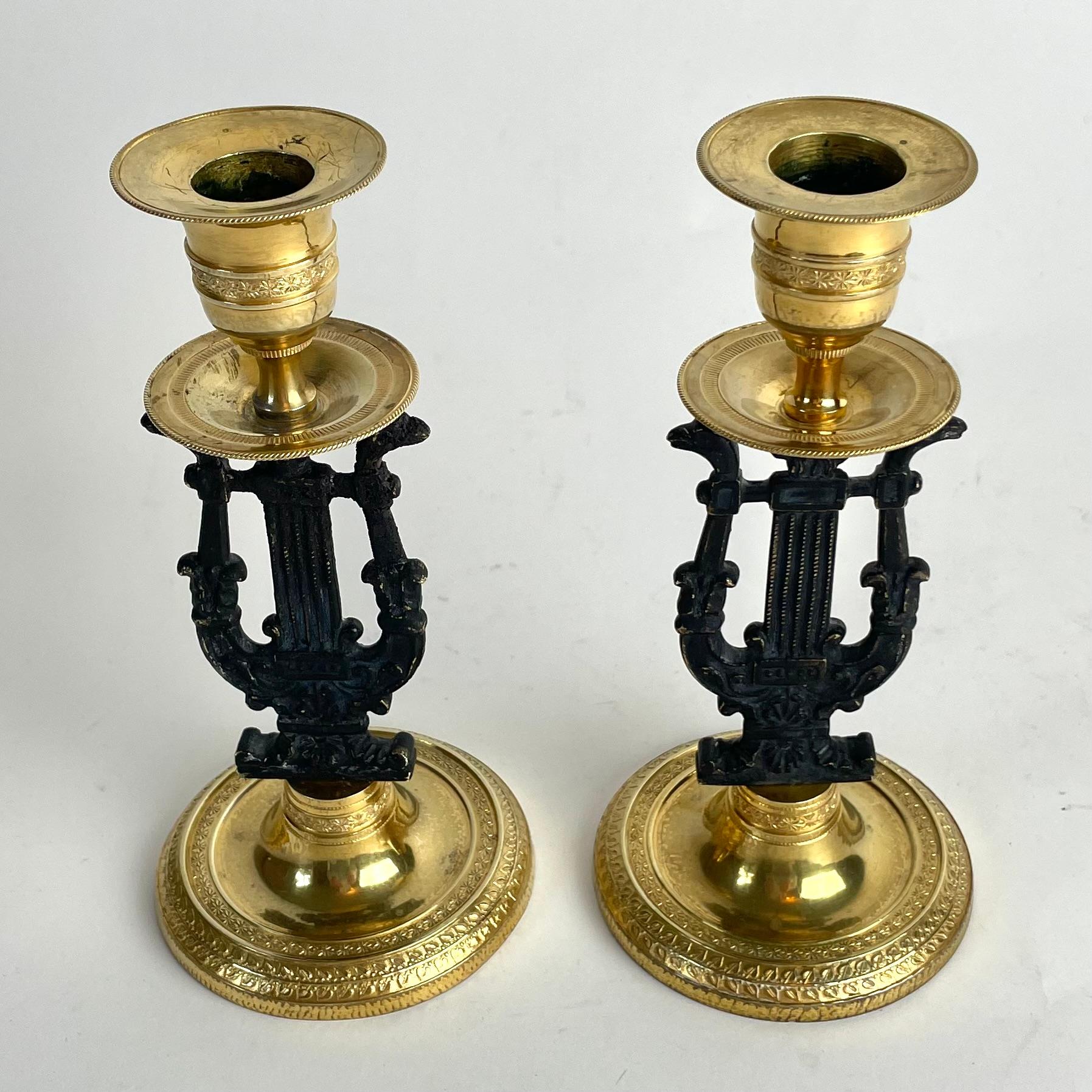 Gilt Elegant Pair of Karl Johan Candlesticks in Brass, Sweden c. 1820s For Sale