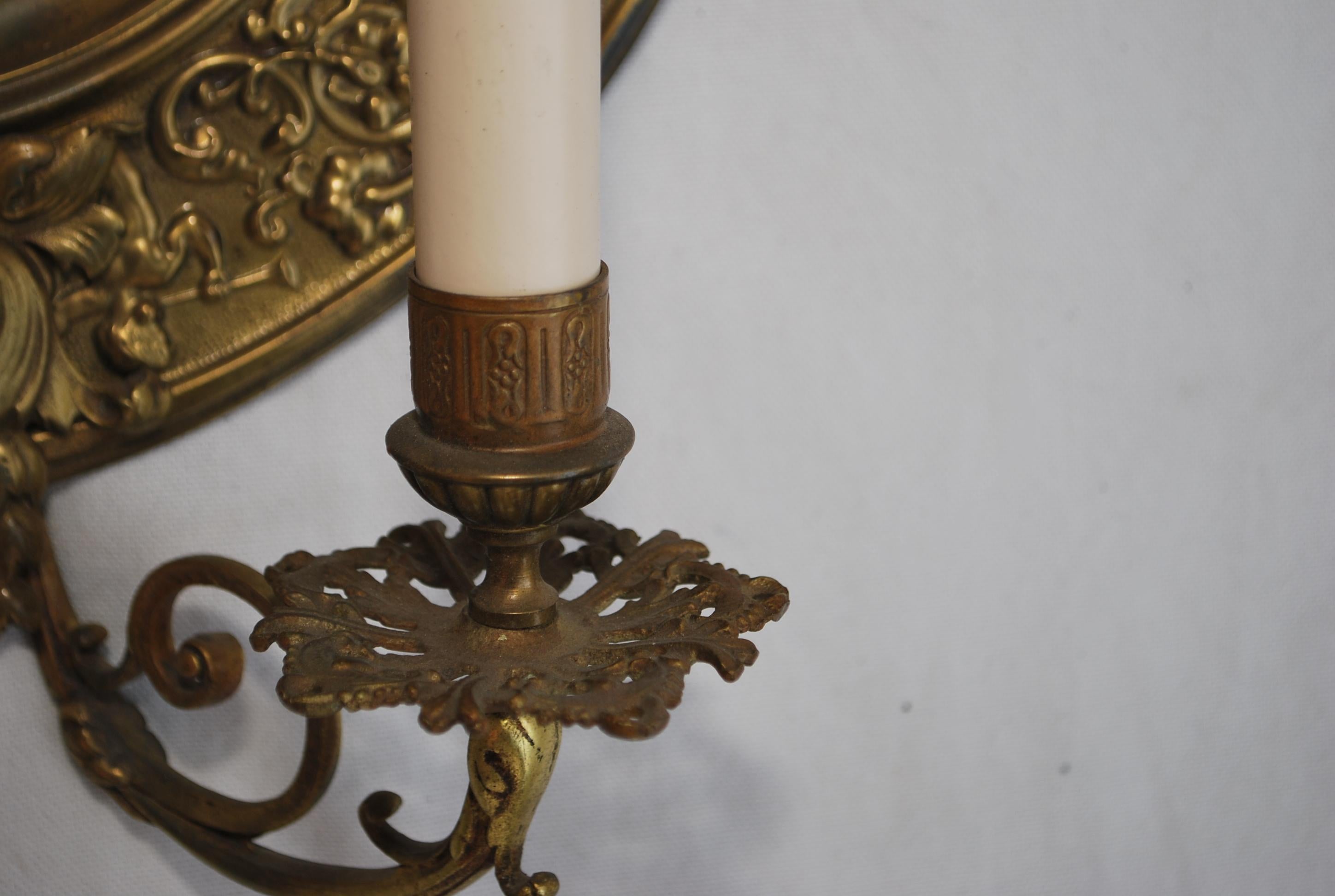 Elegante pareja de apliques franceses de finales del siglo XIX en venta 1