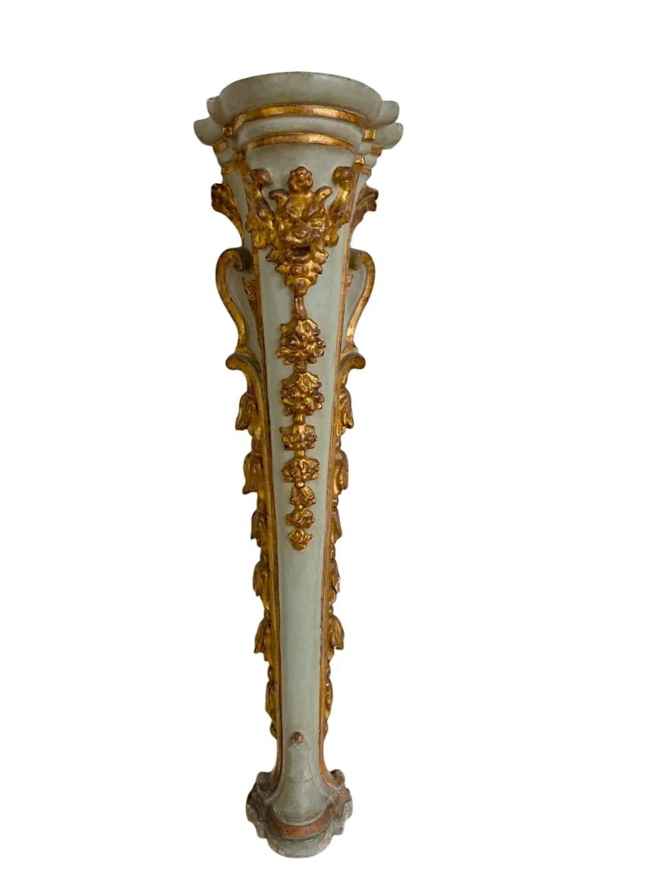 Elegant pair of Louis XV wall columns For Sale 1