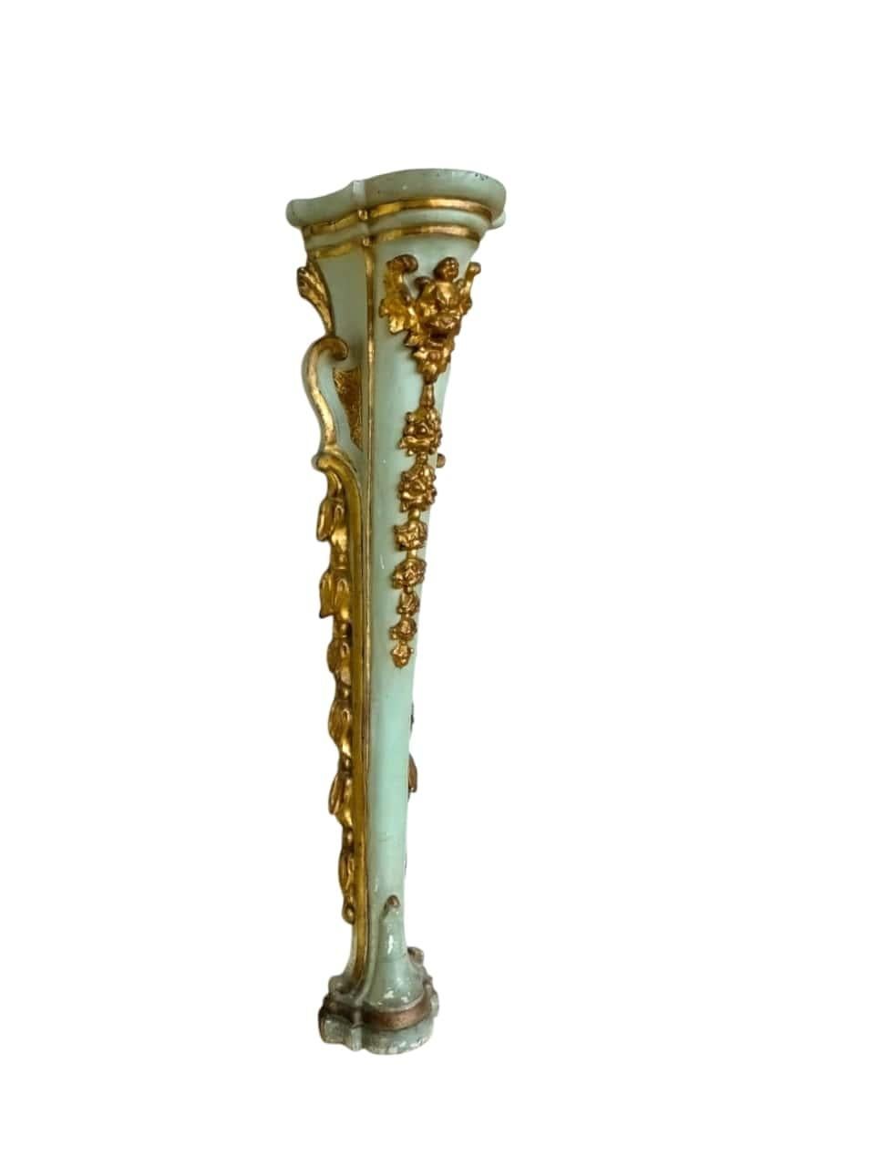 Elegant pair of Louis XV wall columns In Good Condition For Sale In Cesena, FC
