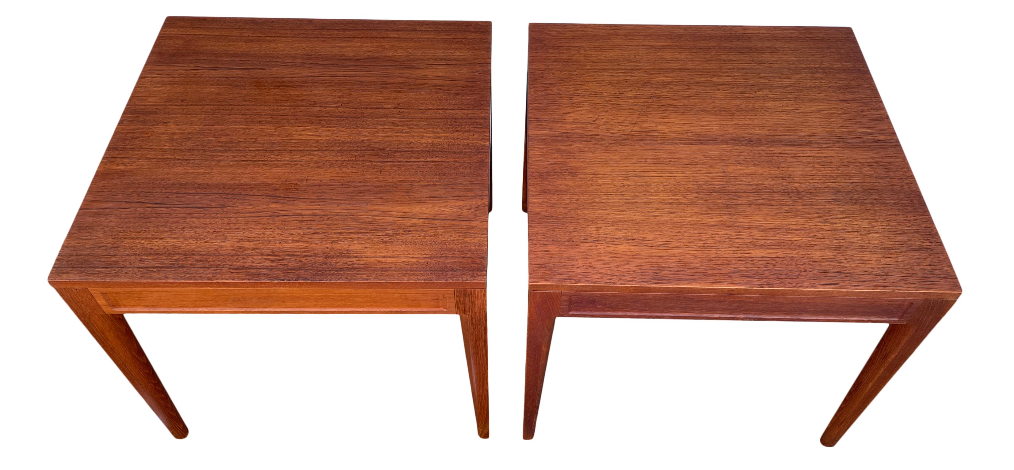 Danish Elegant Pair of Mid-Century Modern Teak Side Tables or Nightstands