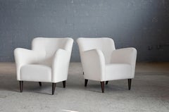 Elegant Pair of Modern Lounge Chairs by Swedese, Oak & Wool, Sweden