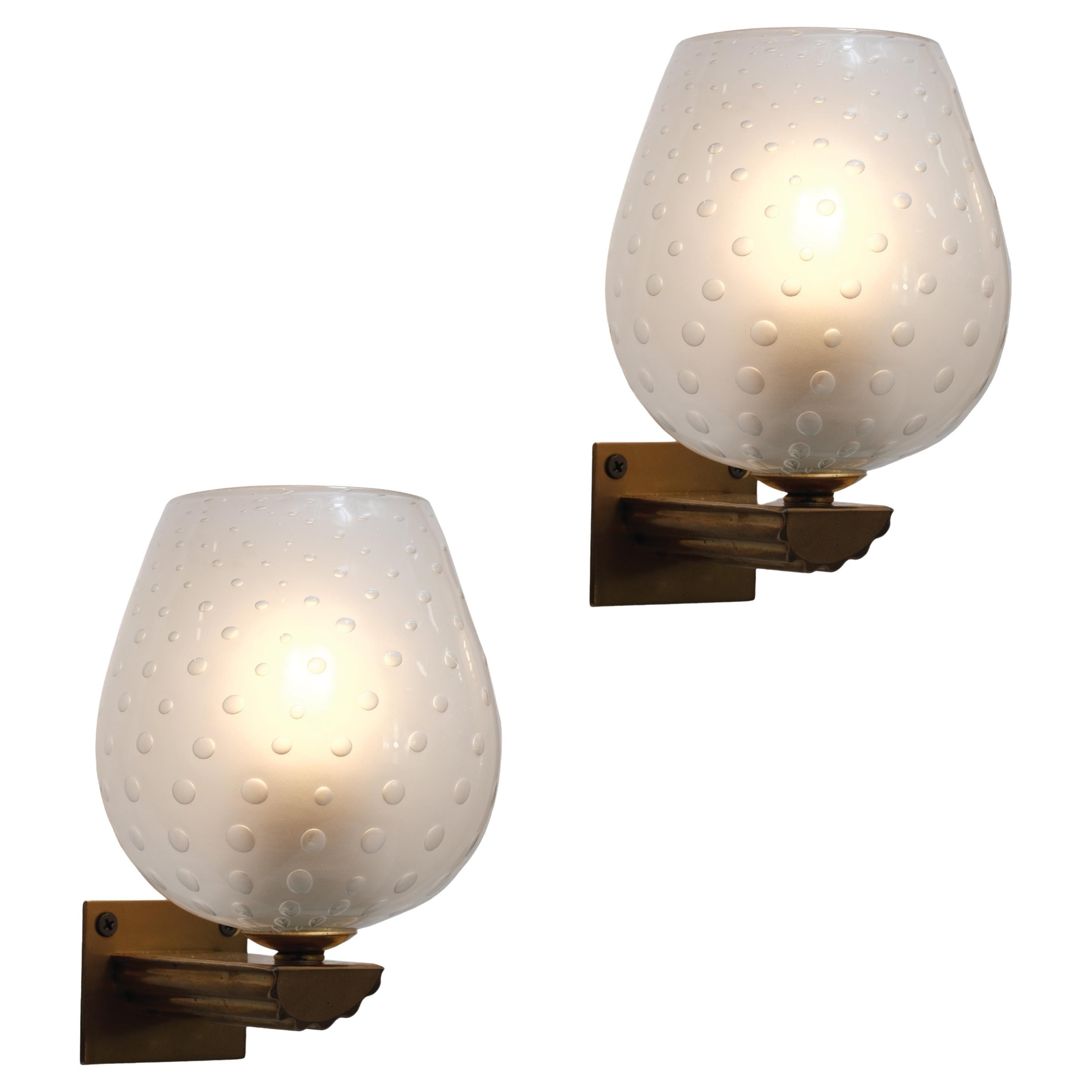 Eleganza della coppia di lampade in vetro di Murano con texture Pulegoso e montature in ottone, Italia