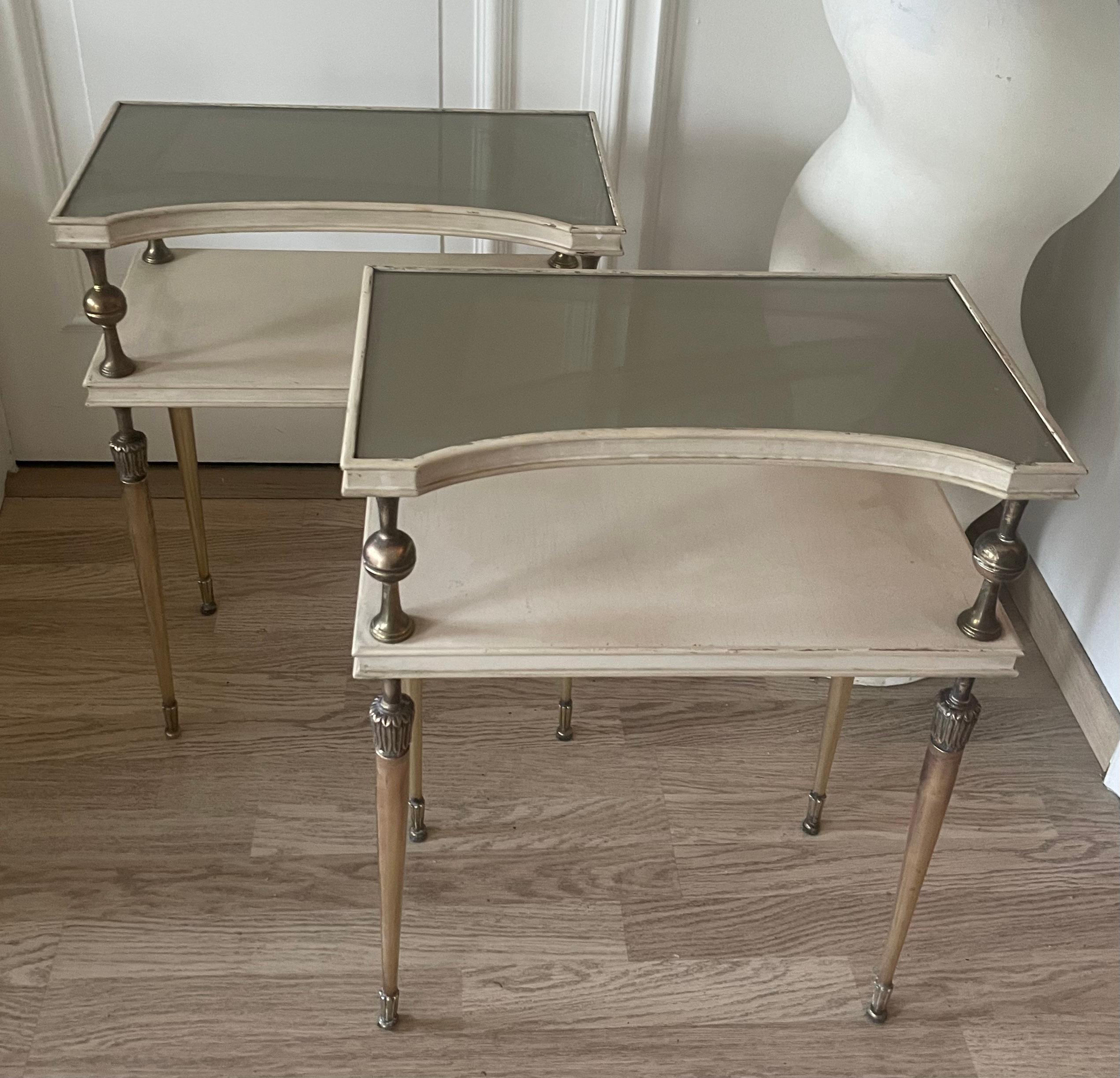 Elegante pareja de mesas auxiliares neoclásicas de Lucien Rollin, Francia 1940. Francés en venta