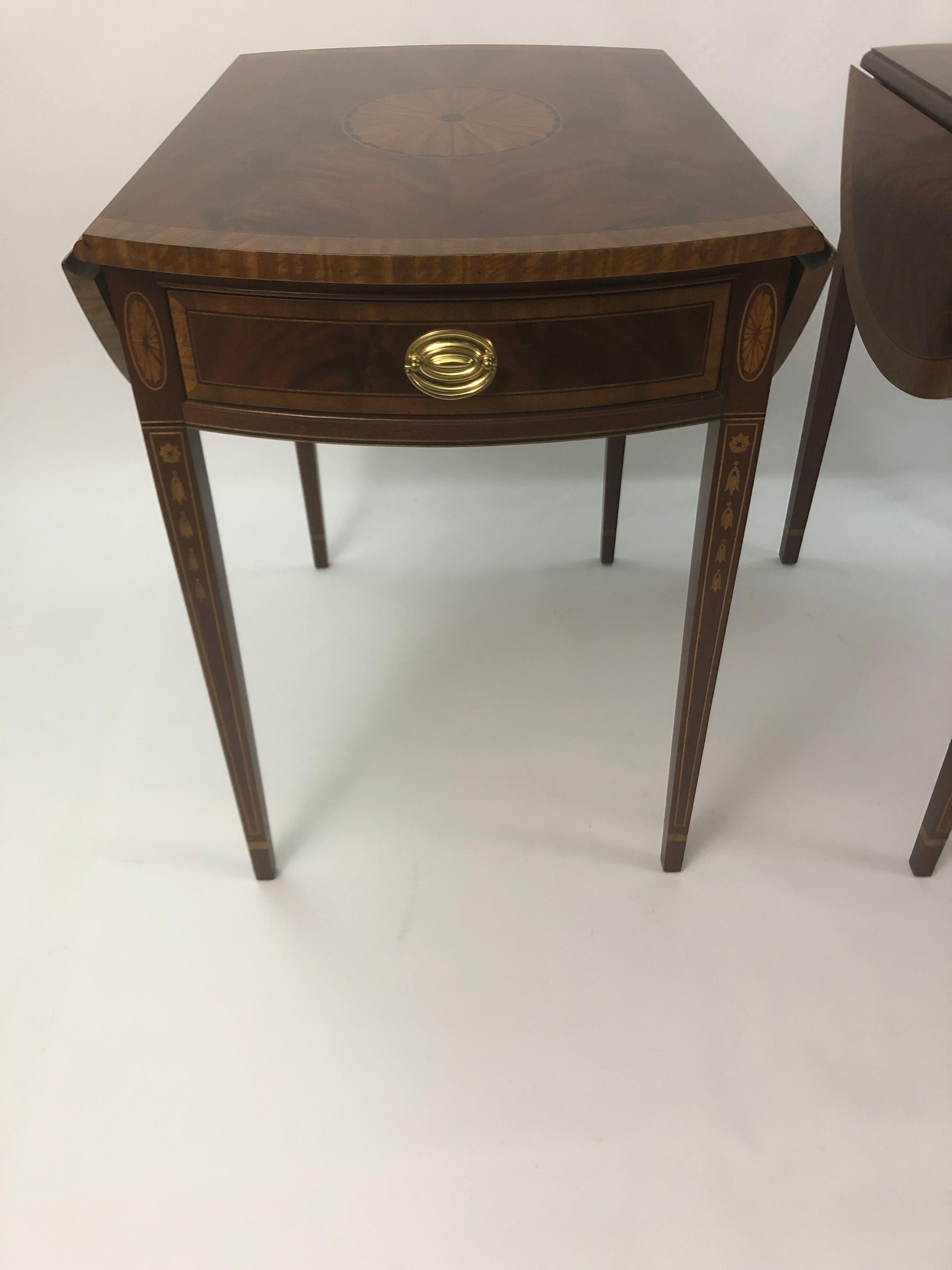 Hepplewhite Elegant Pair of Pembroke Drop-Leaf End Tables by Councill