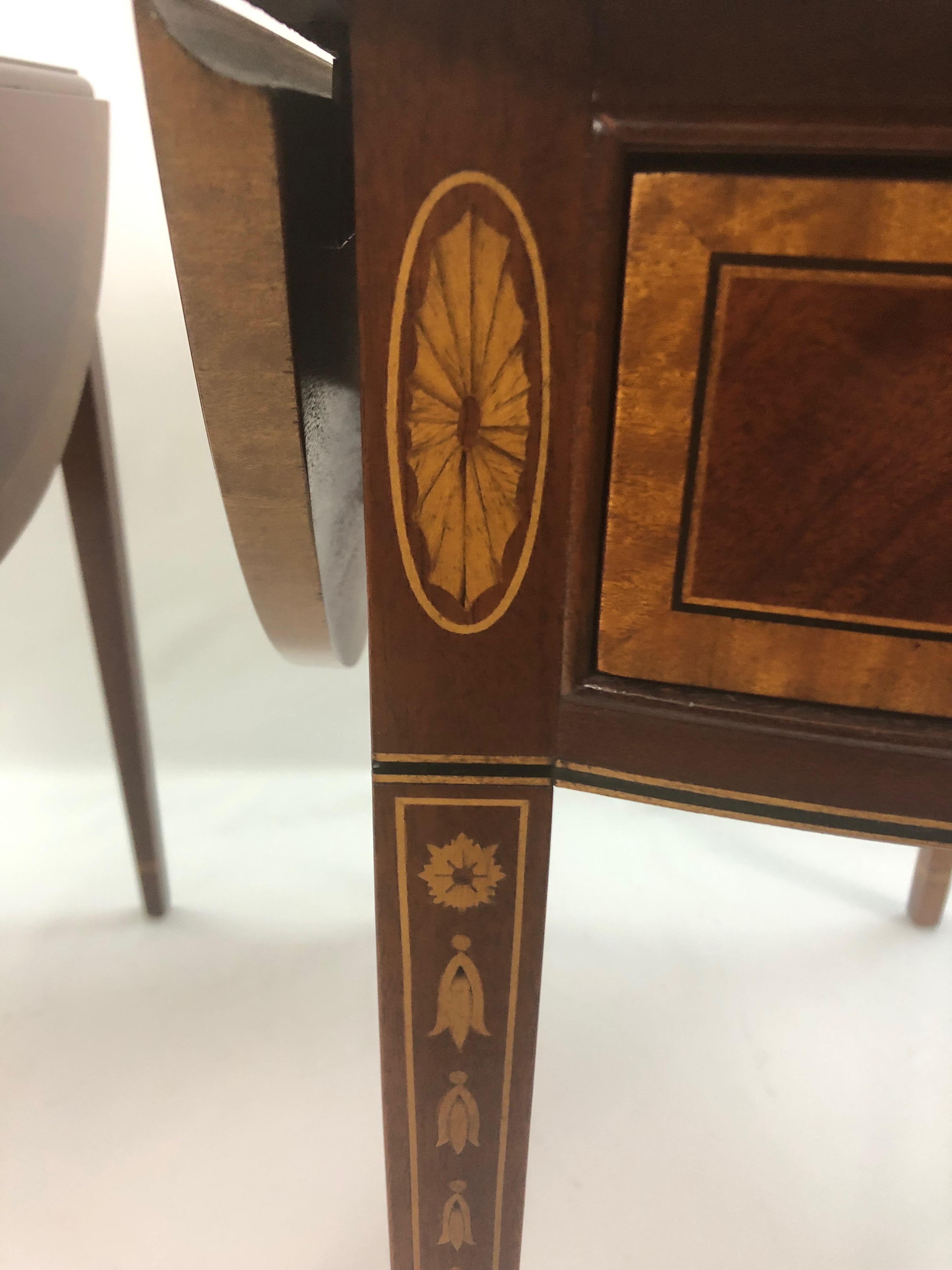 Elegant Pair of Pembroke Drop-Leaf End Tables by Councill 2