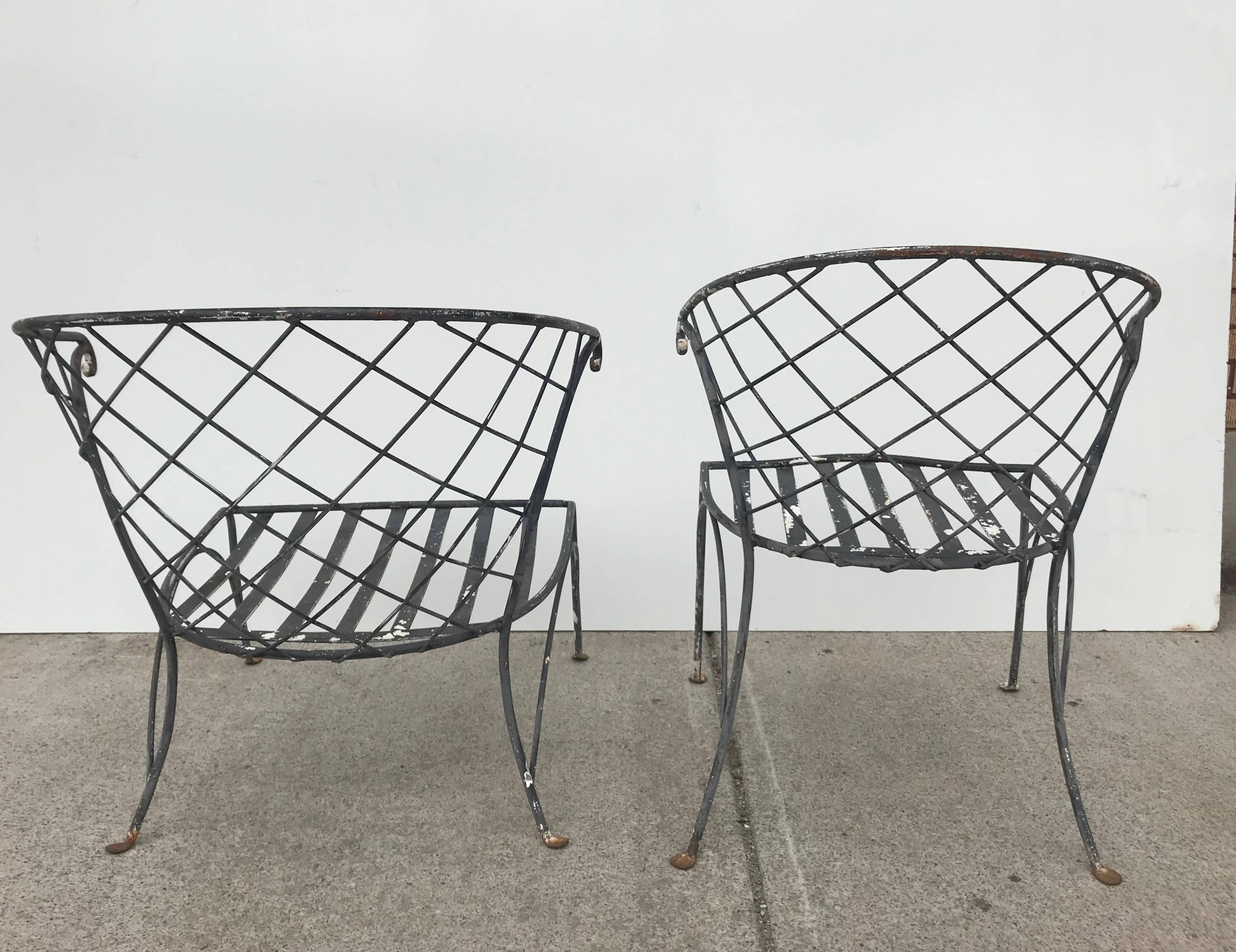 Mid-Century Modern Elegant Pair of Salterini Wrought Iron Outdoor Patio Garden Chairs