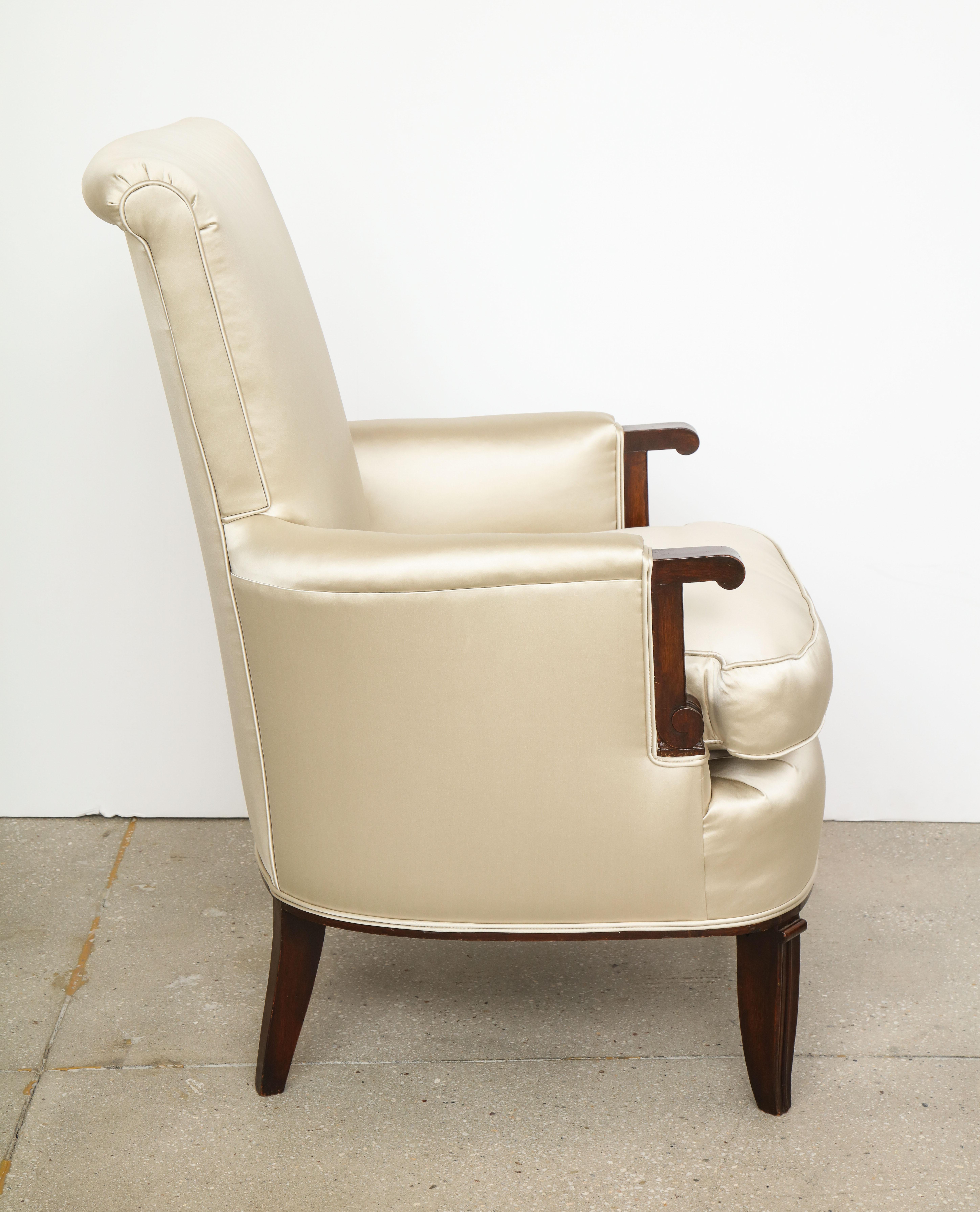 Elegant Pair of Satin and Walnut Armchairs by Jules Leleu In Good Condition In Montreal, QC