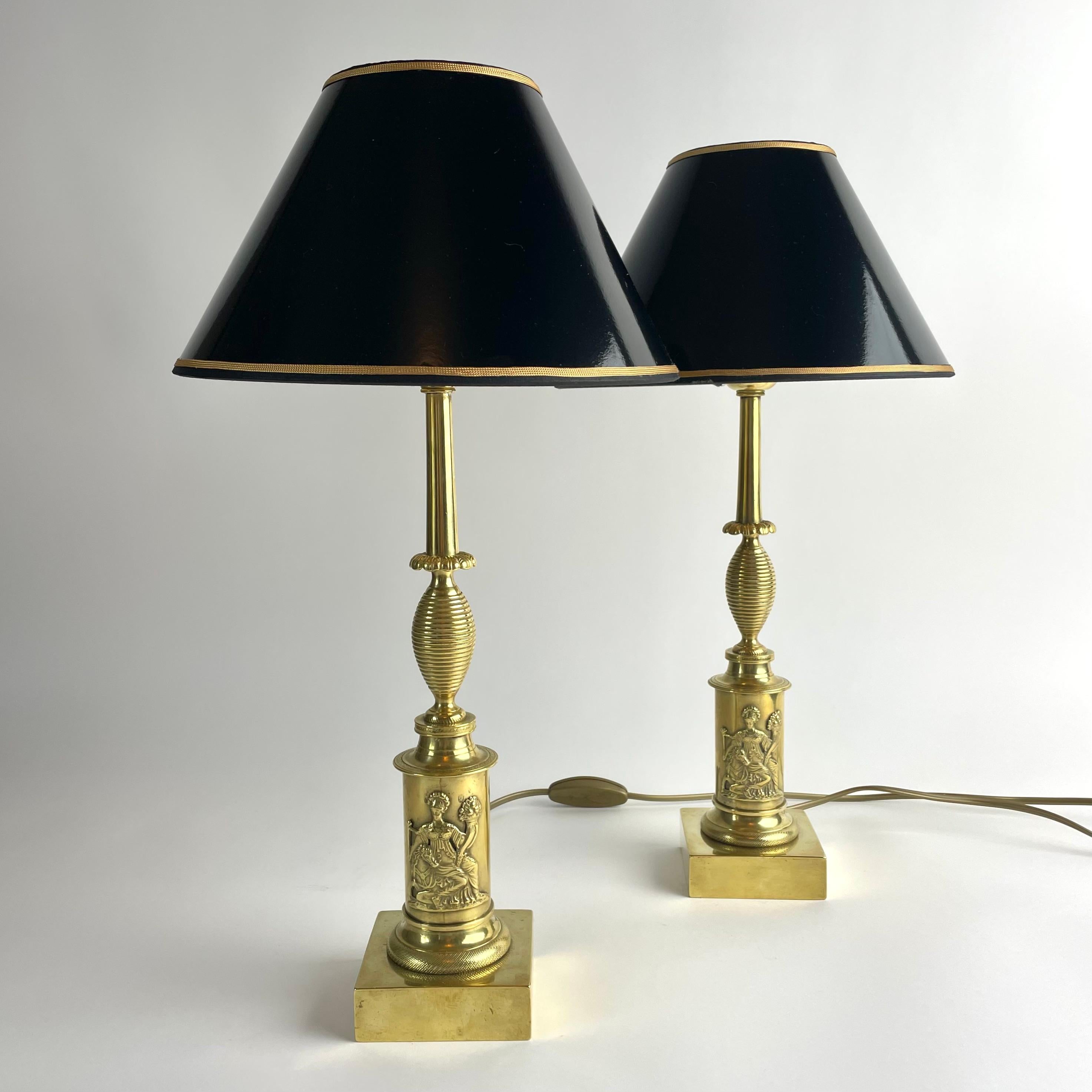 Early 19th Century Elegant Pair of Swedish Karl Johan Table Lamps, 1820s For Sale