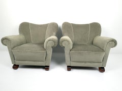 Elegant Pair of Swedish Modern Armchairs, 1940s, Fluted Mahogany Legs and Velvet