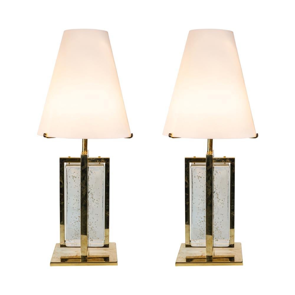 Elegant Pair of Table Lamps Italian Design 2000 Murano Glass Clear, Brass In Good Condition For Sale In London, GB