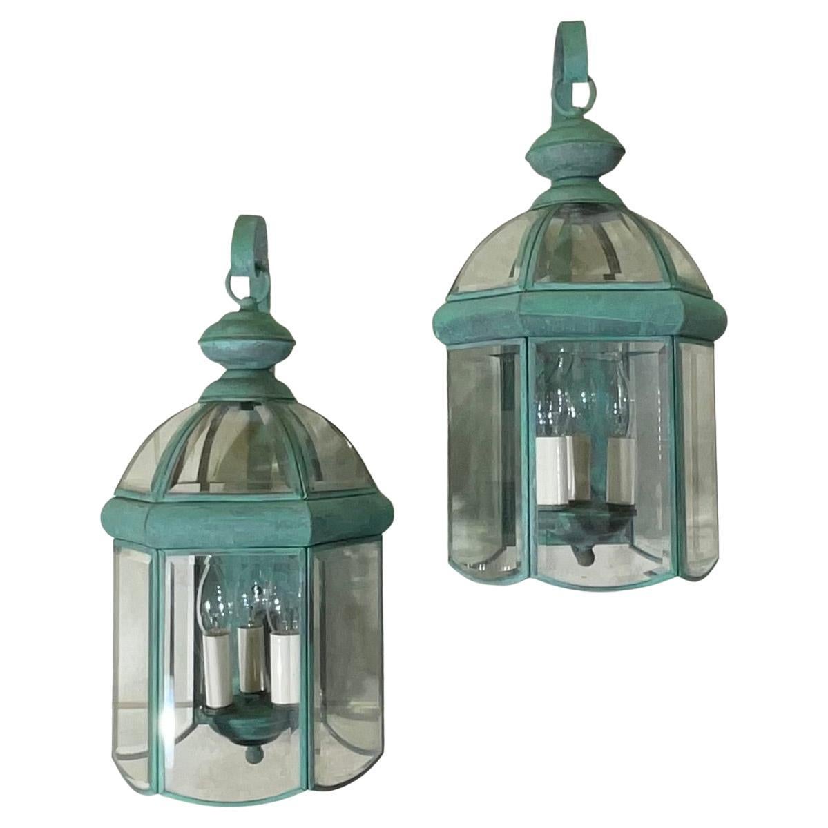 Elegant Pair of Vintage Brass Wall  Lanterns For Sale