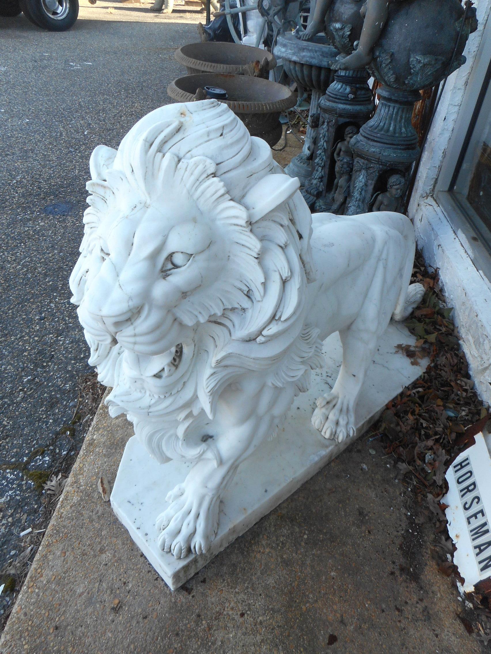 lion statues for driveway