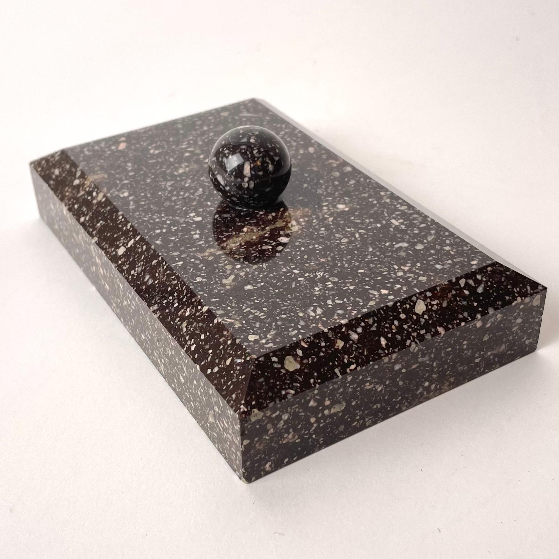 Elegant and Rare Paperweight in beautiful porphyry. Made in Sweden during the early 19th Century. This hard and sensitive rock has been polished with high precision.

Wear consistent with age and use.

