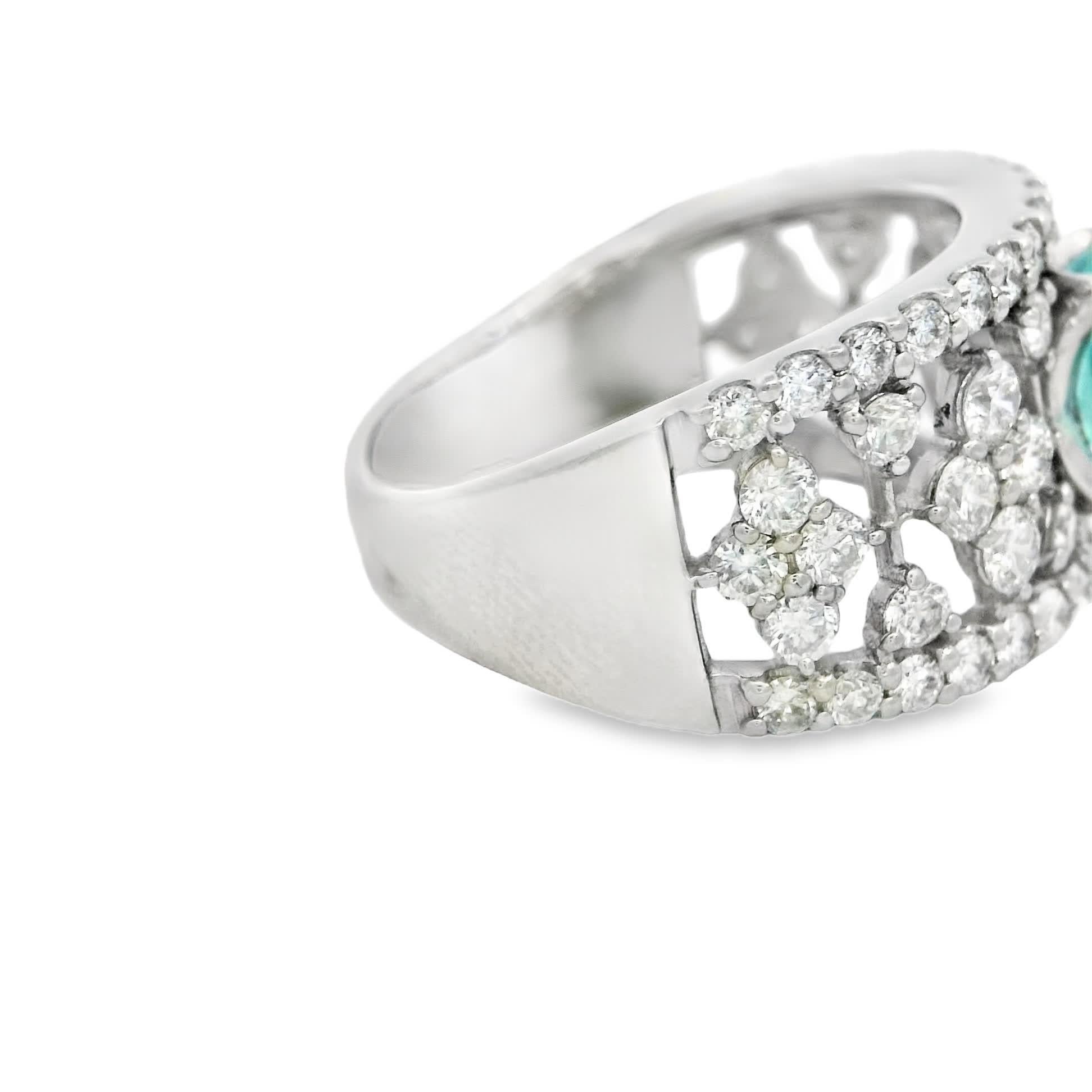 Elegant Pariba and Diamond Ring In New Condition For Sale In Great Neck Plaza, NY