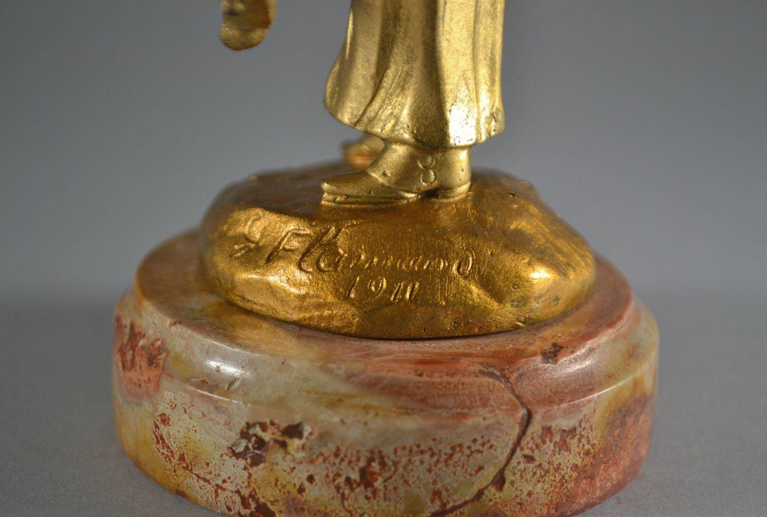 Art Deco Elegant parisian lady with a hat. Georges Flamand bronze sculpture
