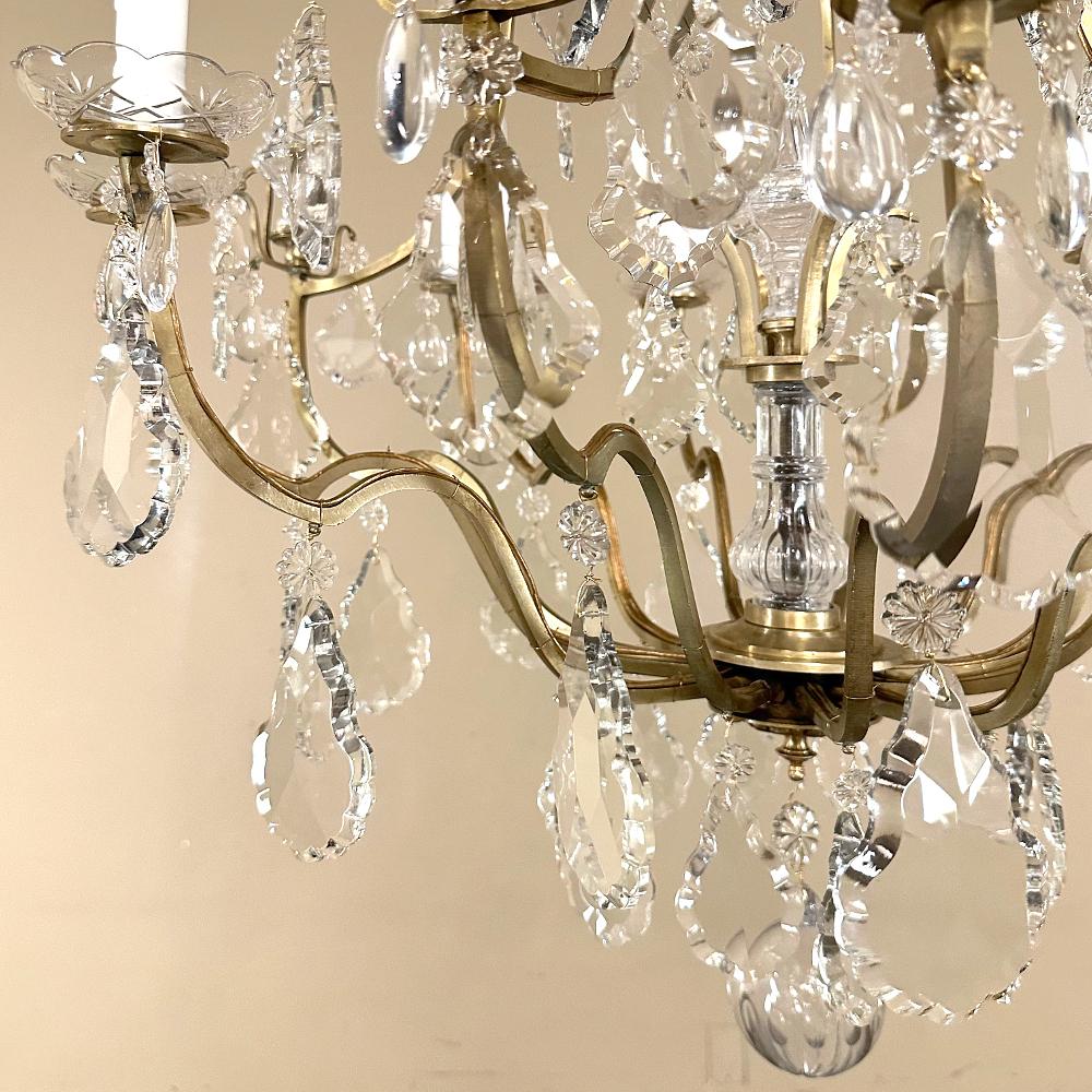 Elegant Parisian Style Brass and Cut Crystal Chandelier For Sale 5