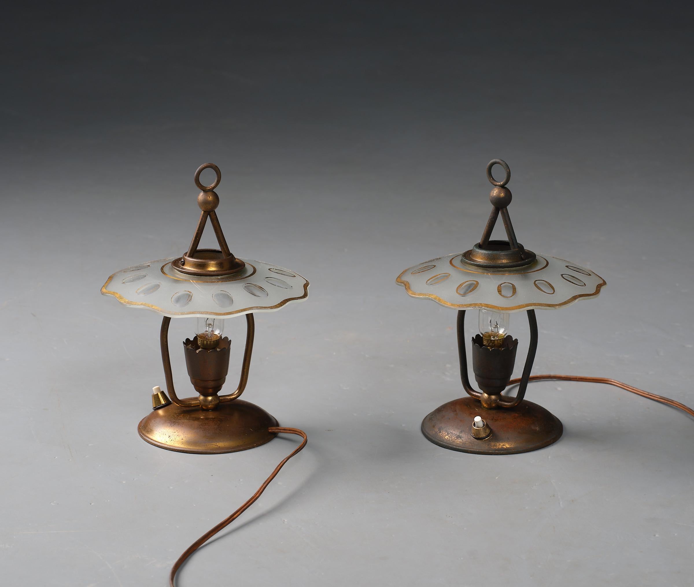 Mid-20th Century Elegant Patina: Pair of 1950s Italian Brass Table Lamps For Sale