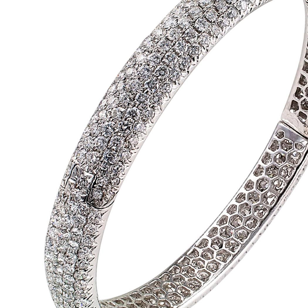 Round Cut  Elegant Pave Diamond White Gold Bangle Bracelet
