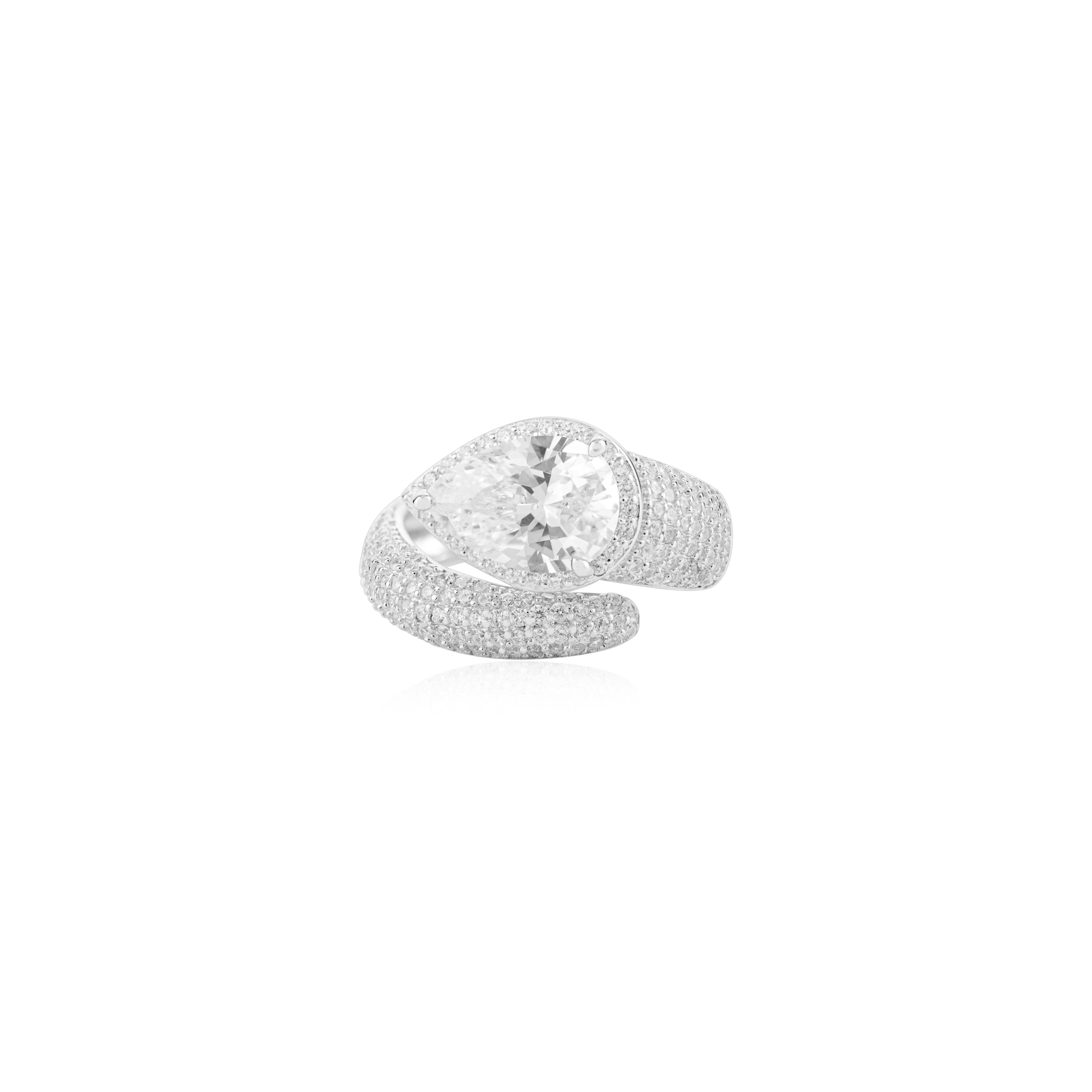 in vendita:  Eleganza dell'anello con strass taglio a pera per lei in argento 925 A. Silver 8