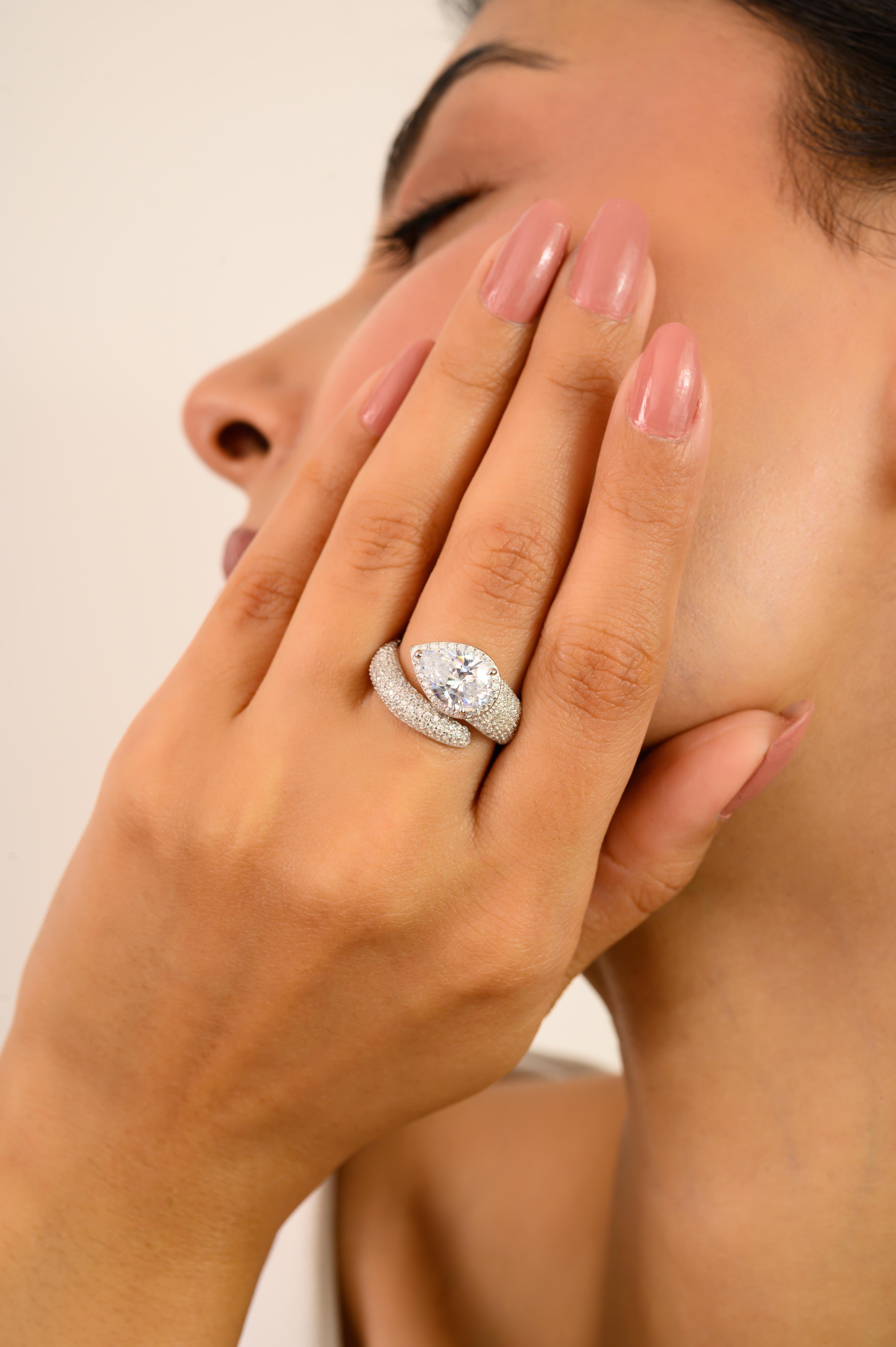 in vendita:  Eleganza dell'anello con strass taglio a pera per lei in argento 925 A. Silver 9