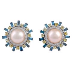 Elegant Pearl Center Minimal Studs with Mixed Diamond Accents In 18k Gold