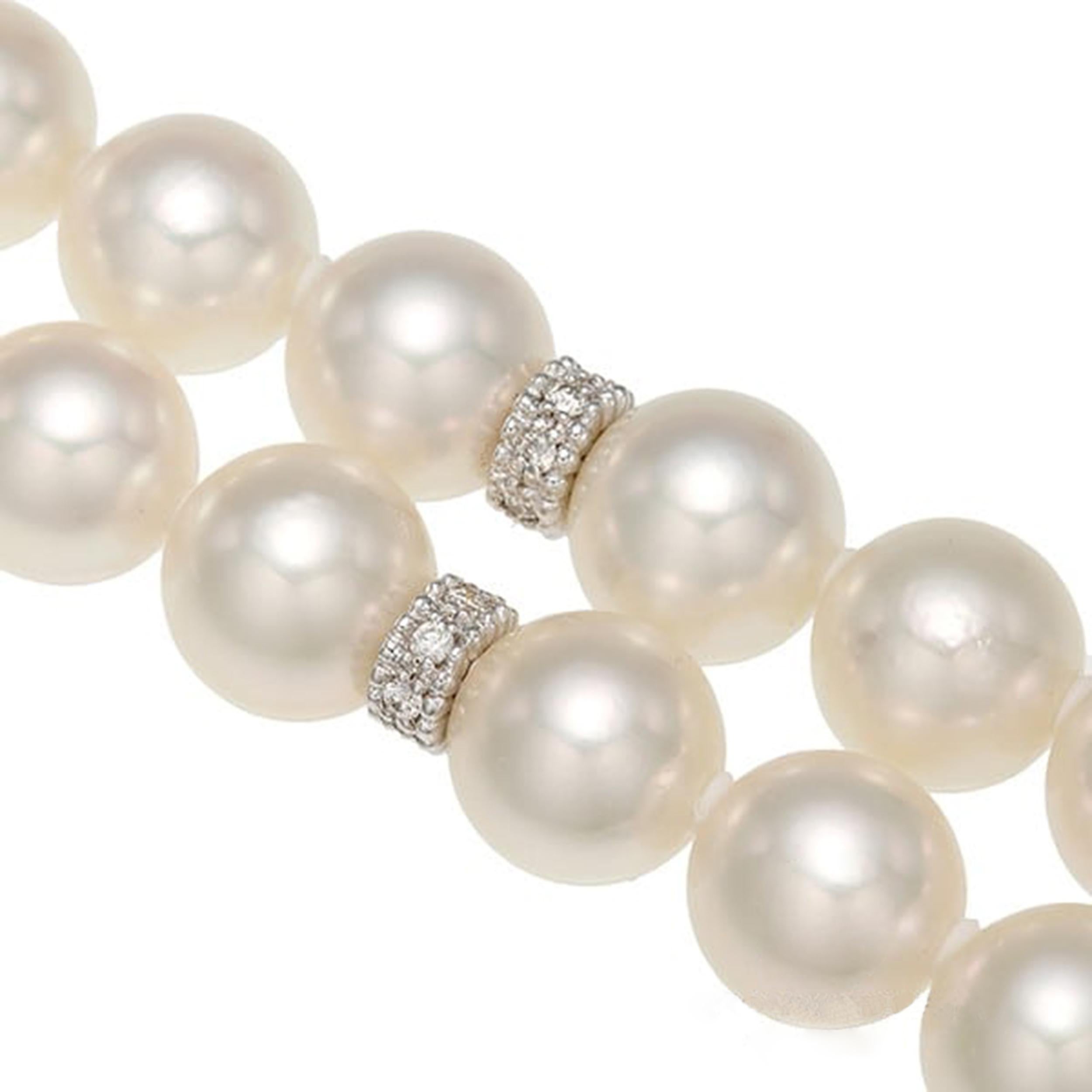 Artiste Collier de perles élégant  Perles d'environ 6,5 mm  Longueur totale : 45 cm en vente