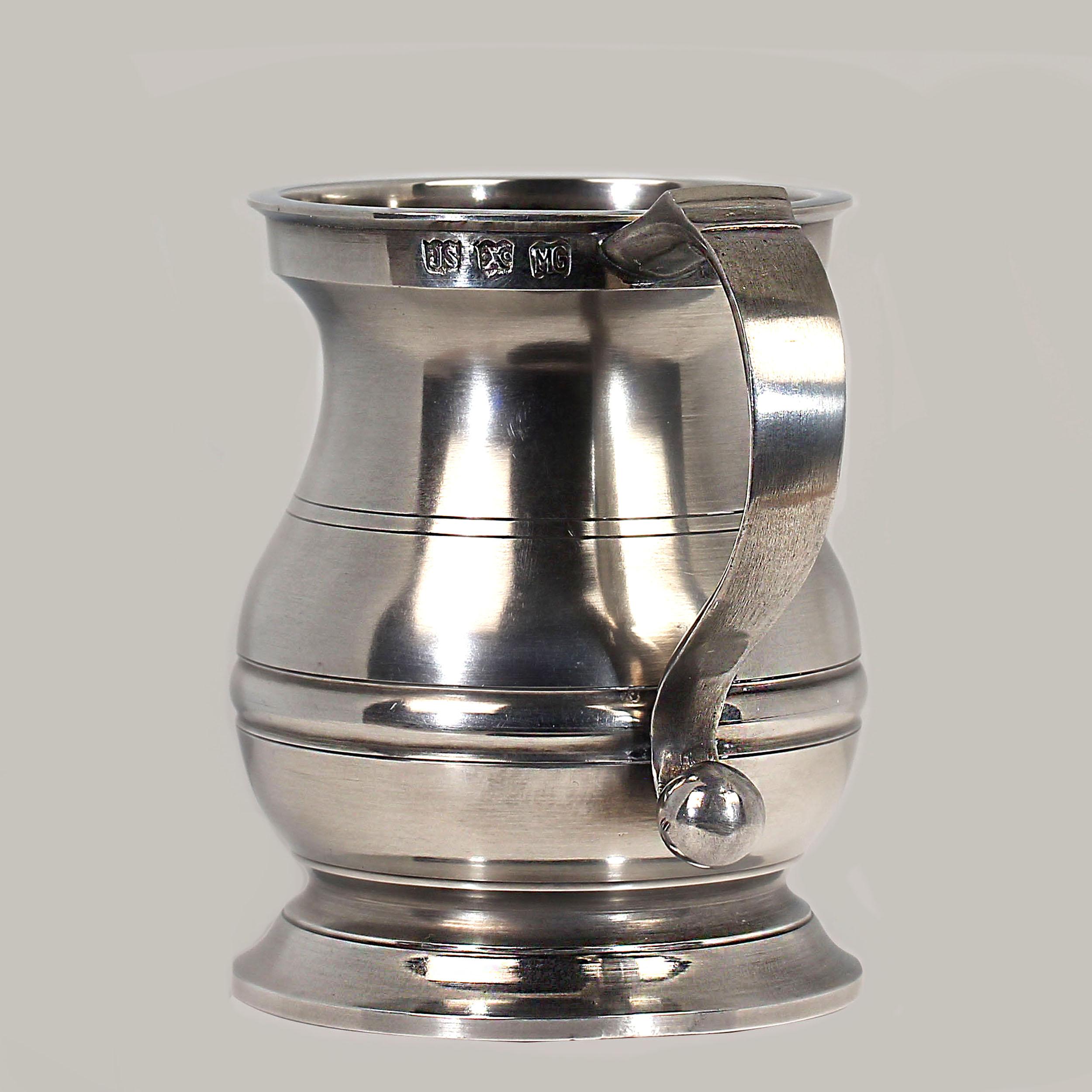 Renowned John Somers Pewter Cup – Elegant Petite Design by Brazilian Artisan

Crafted by acclaimed Brazilian artisan John Somers, this exquisite pewter cup embodies both refined elegance and practical charm. Standing just under 4 inches tall, its