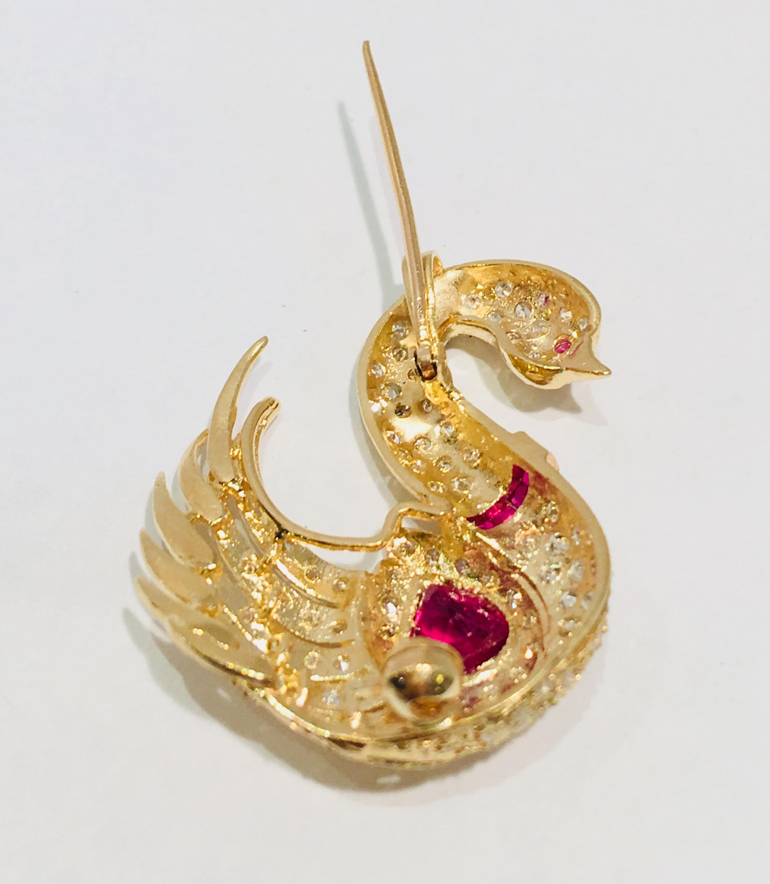 Women's Elegant Pigeon Blood Red Ruby and Diamond Yellow Gold Swan Pendant or Brooch Pin