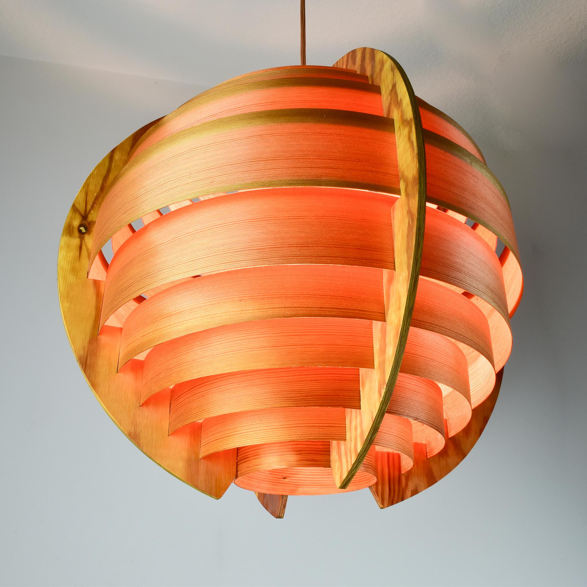 Fatto a mano Elegance Pine Pendant Light di Hans-Agne Jakobsson  Ellysett, anni '70 in vendita
