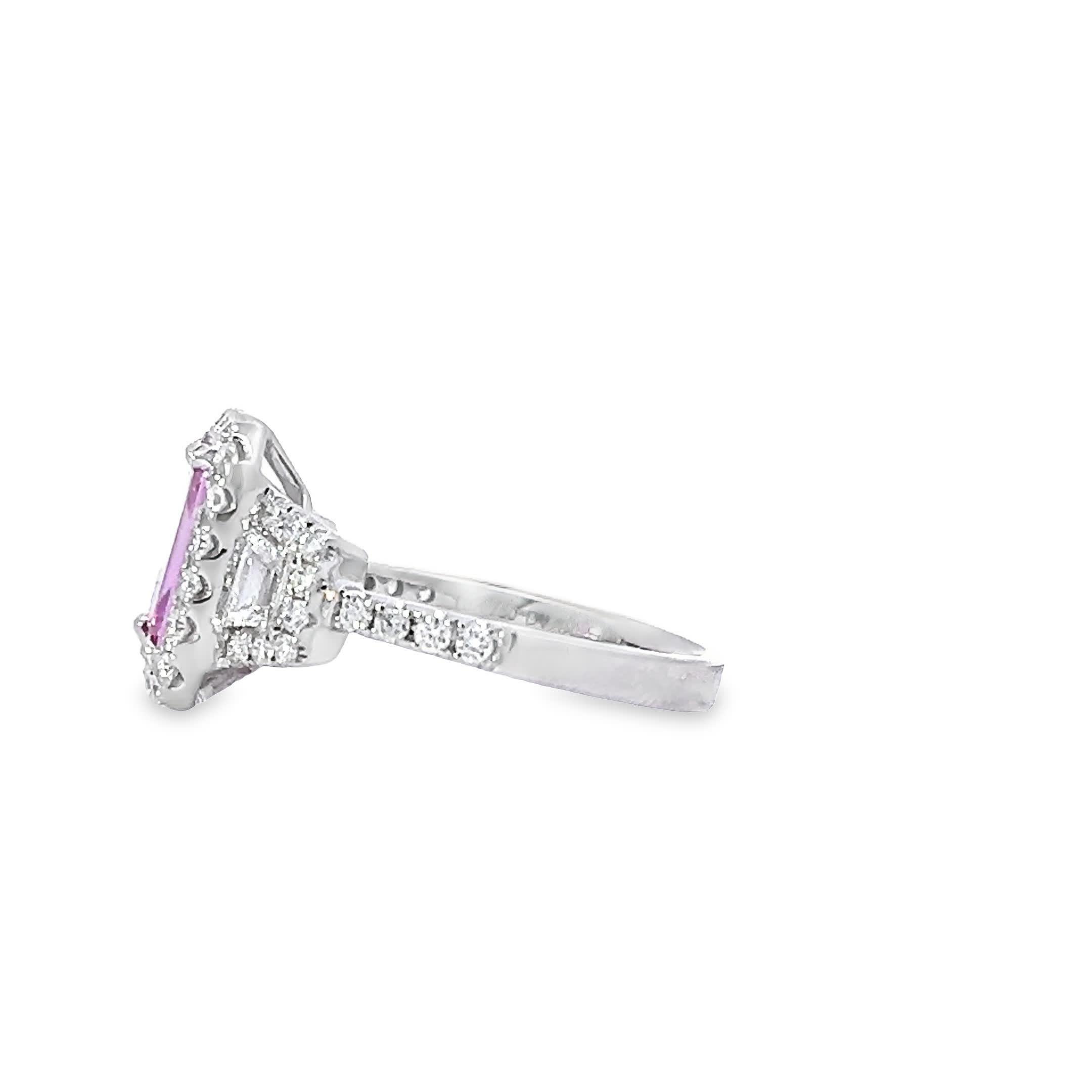 Women's Elegant Pink Gemstone Ring For Sale