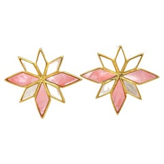 Boucles d'oreilles élégantes en argent 18 carats sur nacre rose et blanche