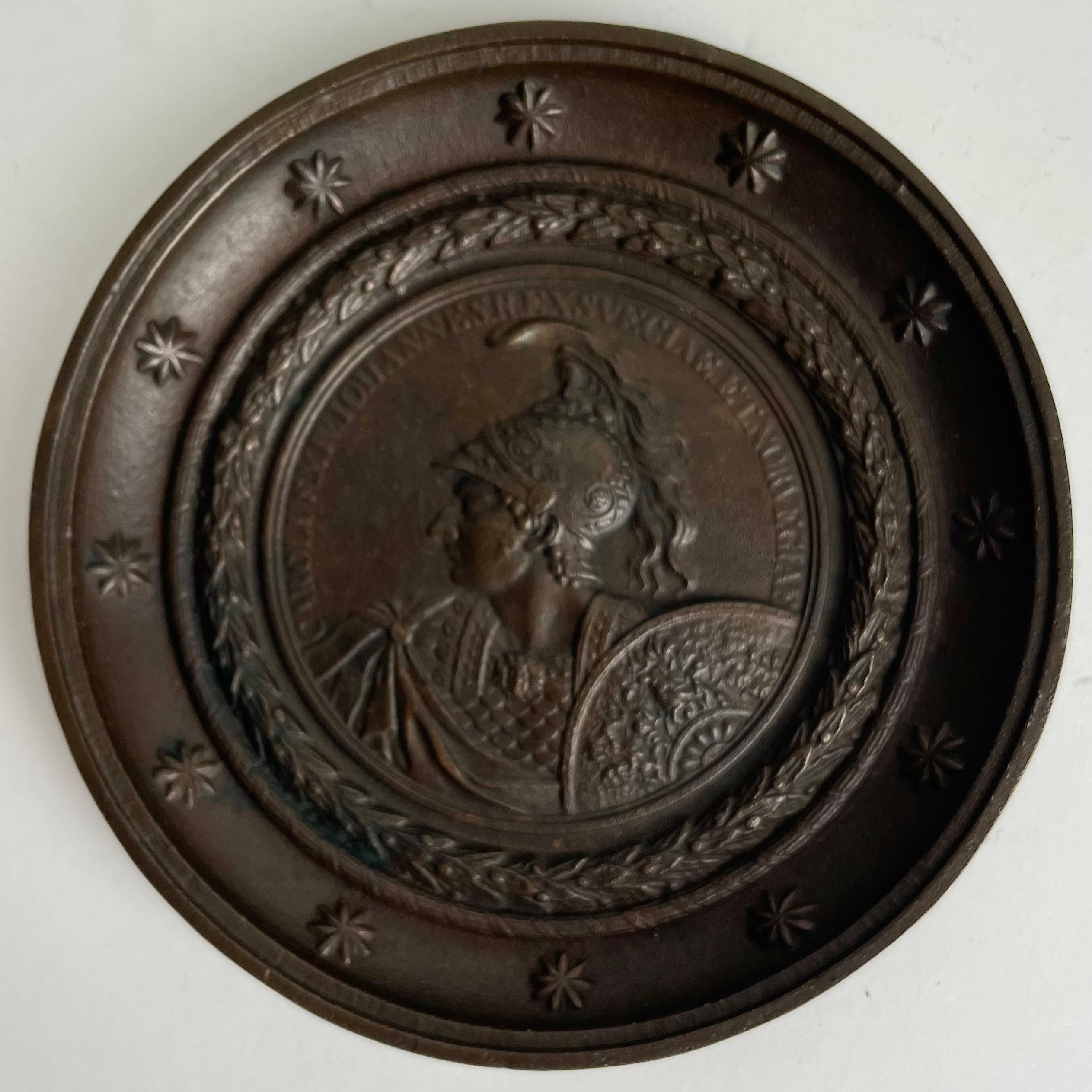 Empire Élégante plaque en fonte, roi suédois Karl XVI Johan des années 1820 en vente