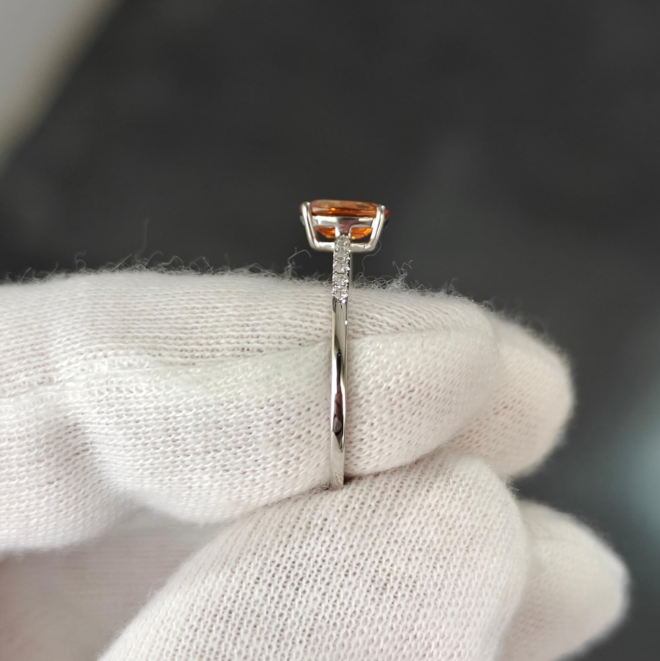 Elegant Platinum 950 Ring with Spessartite Garnet and Natural Diamonds For Sale 6