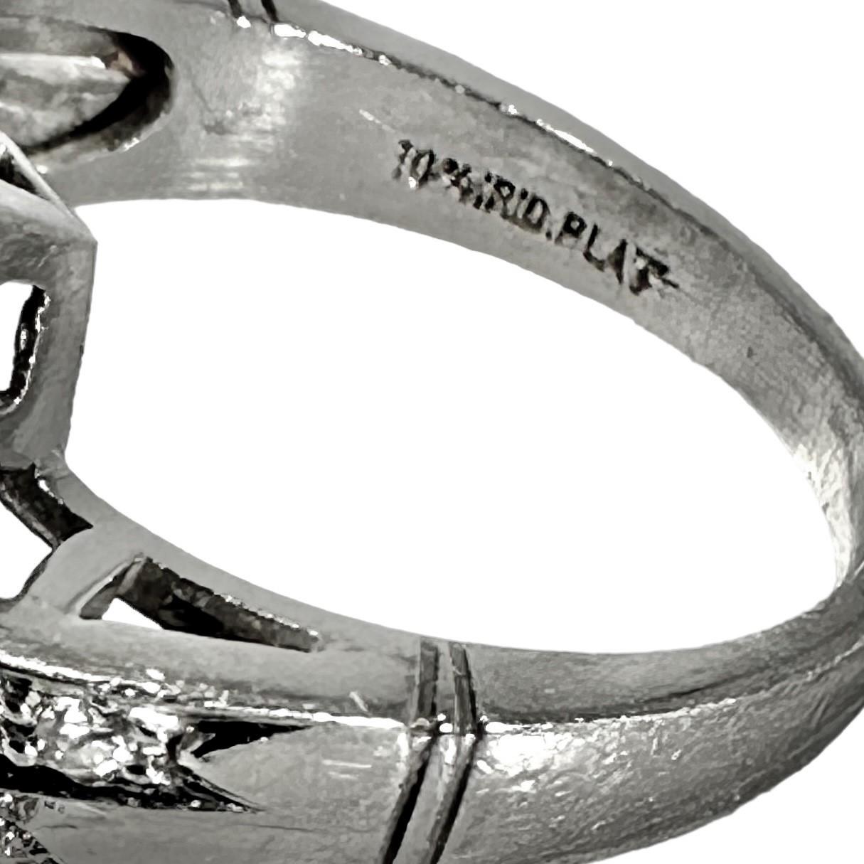 Elegant Platinum Art-Deco Cocktail Ring with Mirror Cut & Brilliant Cut Diamonds For Sale 8