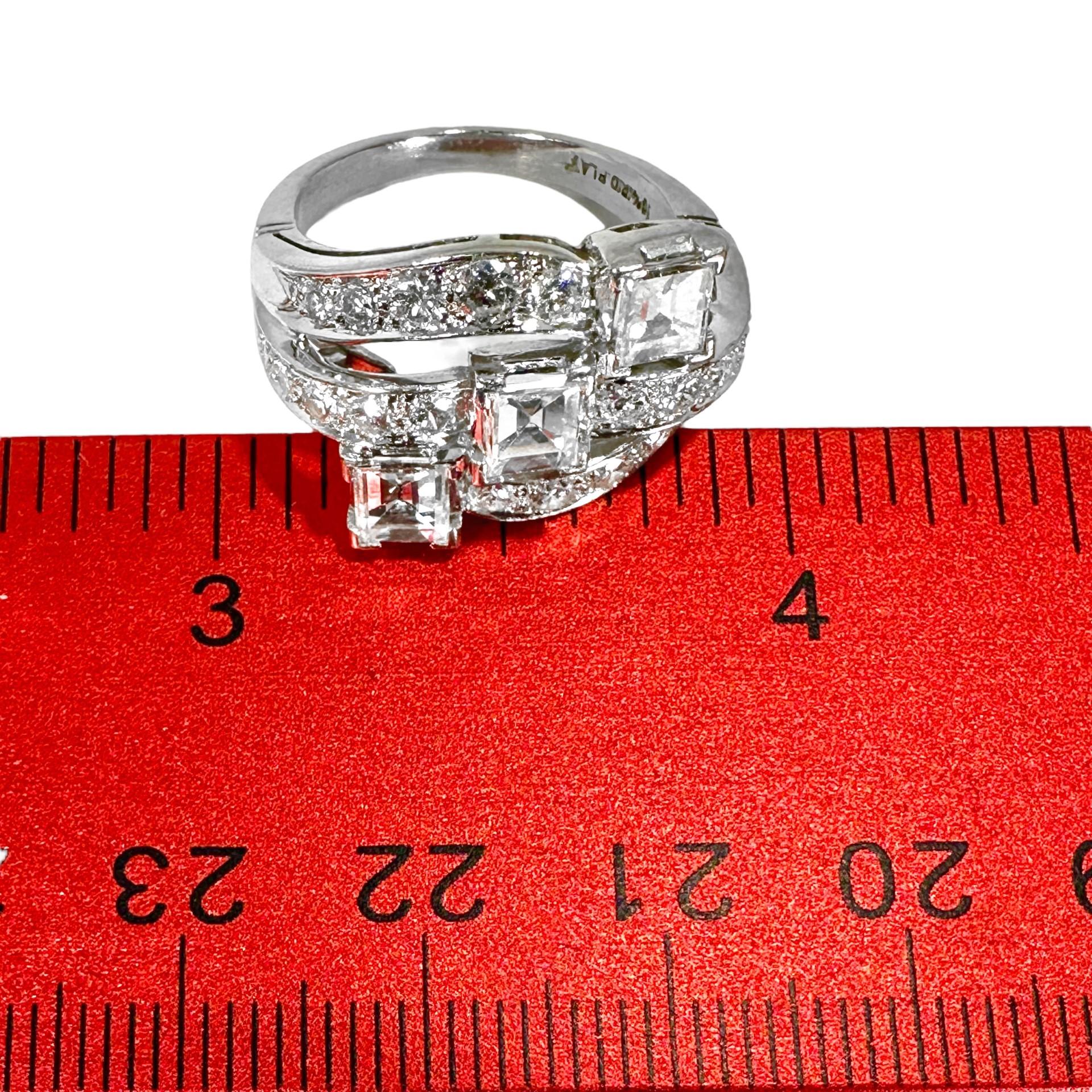 Elegant Platinum Art-Deco Cocktail Ring with Mirror Cut & Brilliant Cut Diamonds For Sale 9