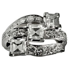 Elegant Platinum Art-Deco Cocktail Ring with Mirror Cut & Brilliant Cut Diamonds