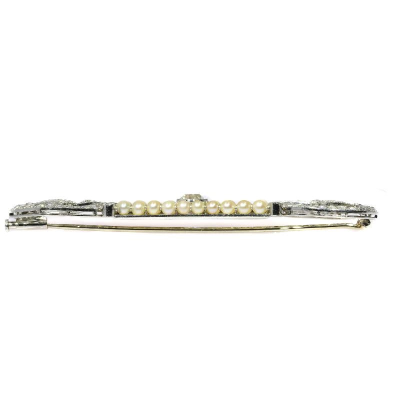 Women's or Men's Elegant Platinum Diamonds '4.70 Carat' and Pearls Art Deco Belle Époque Brooch For Sale