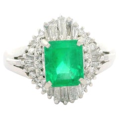 Elegante Anillo de Cóctel de Esmeralda Colombiana y Diamante en Platino GIA de 1,53 ctw