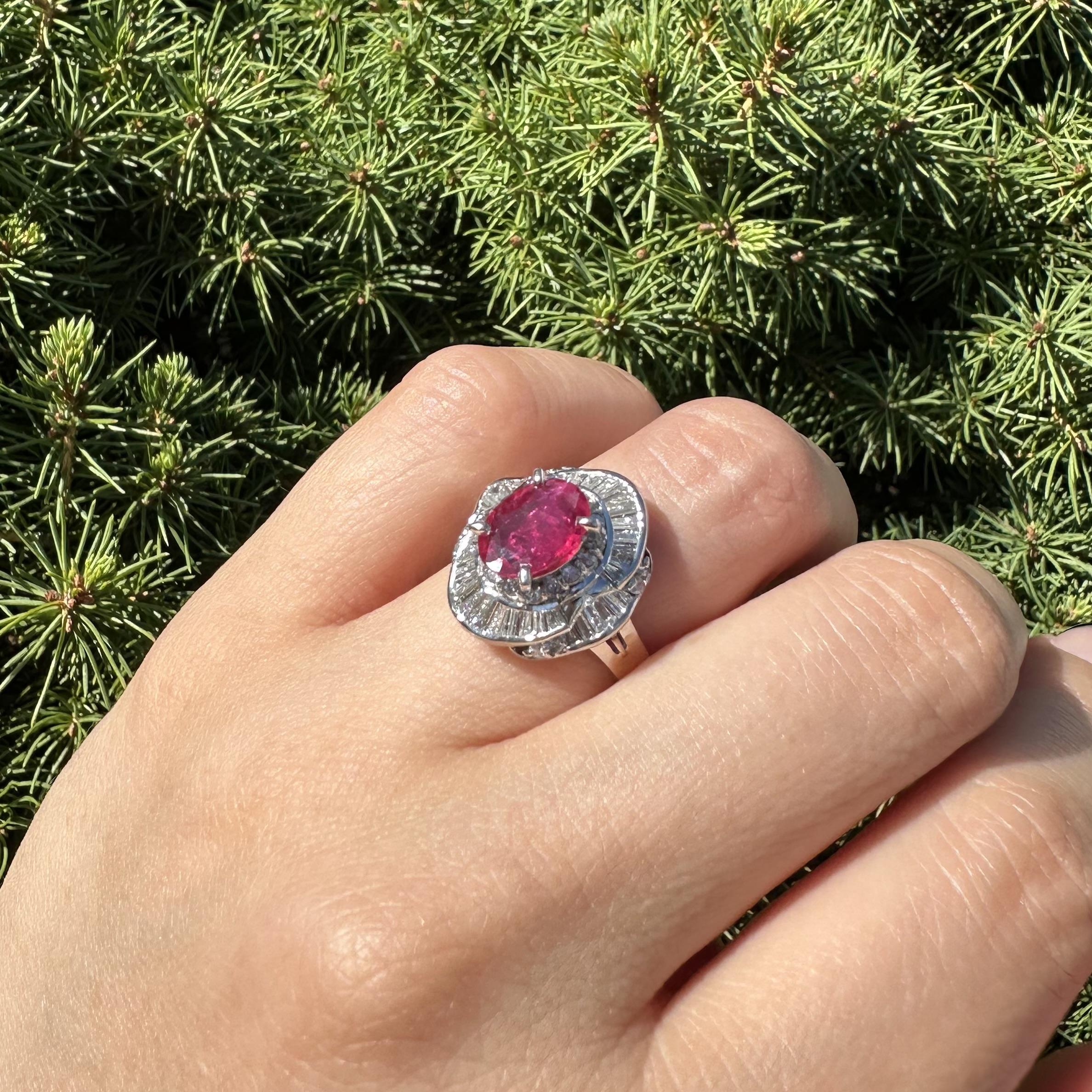 Elegant Platinum GIA 2.72ctw Oval Vivid Red Ruby w/ Diamond Ballerina Ring in vendita 9